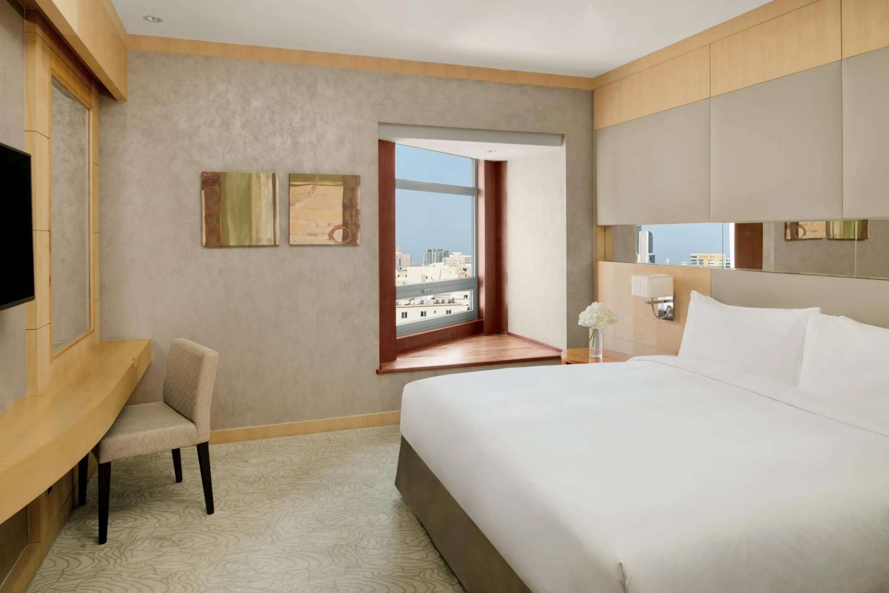 Premium King Room - Club Lounge Access in InterContinental Al Khobar by IHG