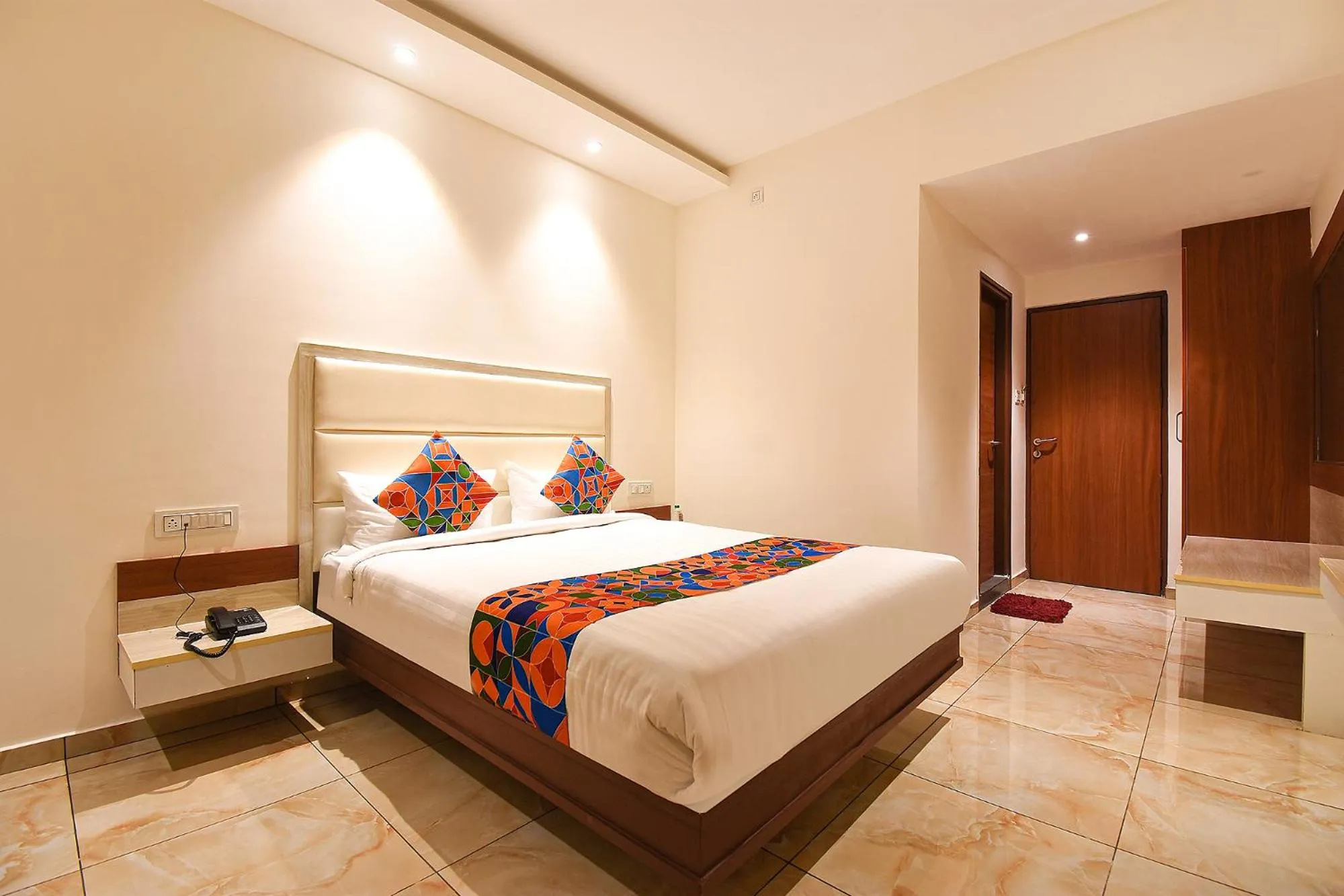 Deluxe Room - single occupancy in FabHotel High Rise - Marathalli
