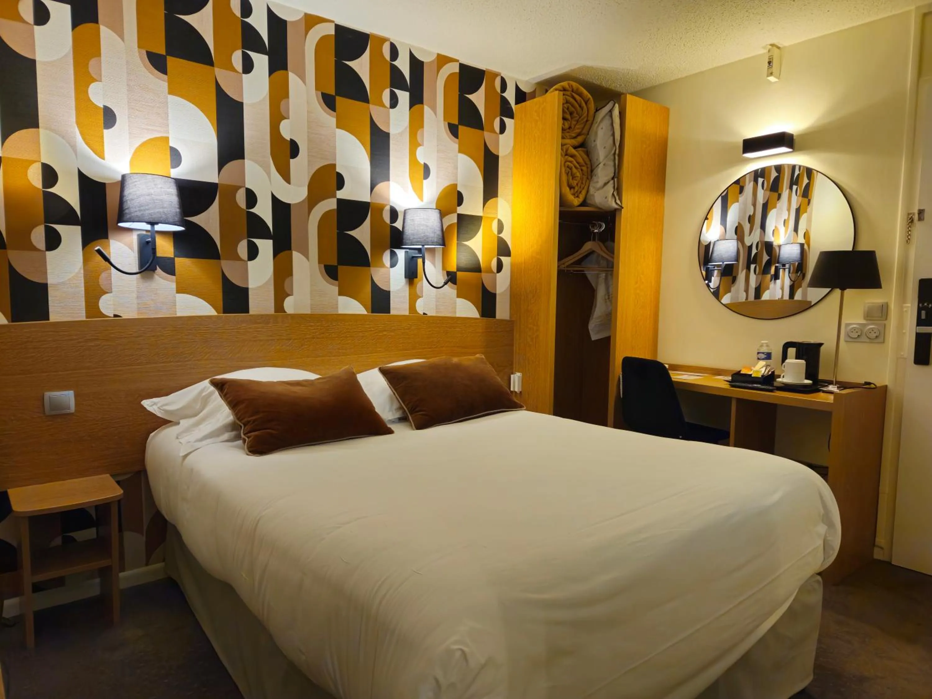 Standard Double Room in Best Western Hotel Acadie Paris Nord Villepinte