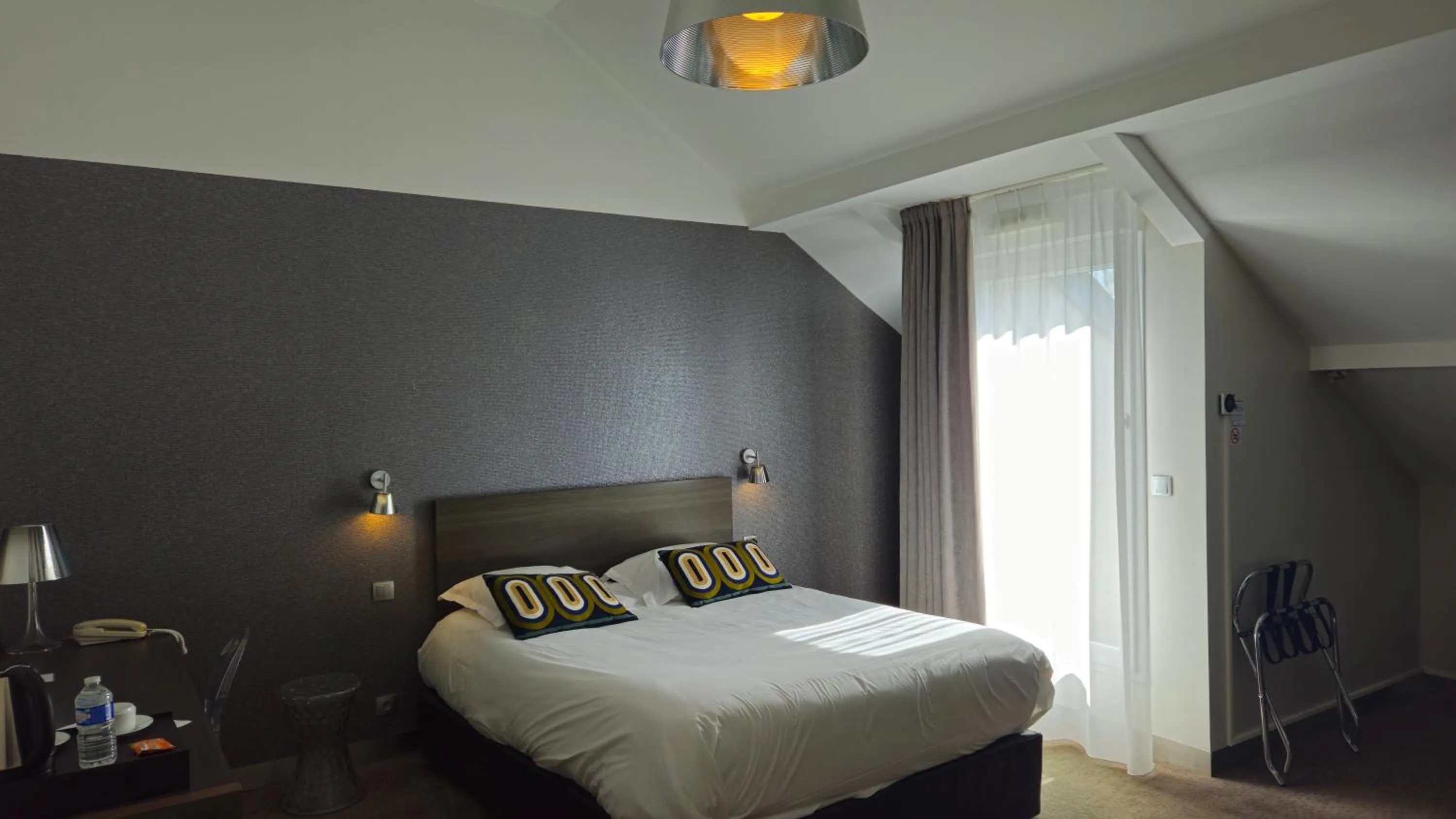 Family Room with Queen Bed and Sofa Bed - Non-Smoking in Best Western Hotel Acadie Paris Nord Villepinte