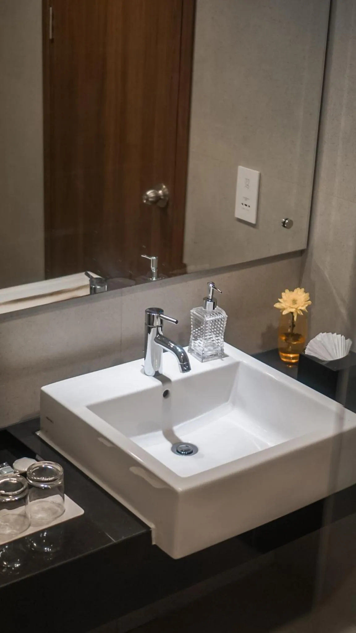 Superior King Room in BeSS Mansion Hotel Surabaya