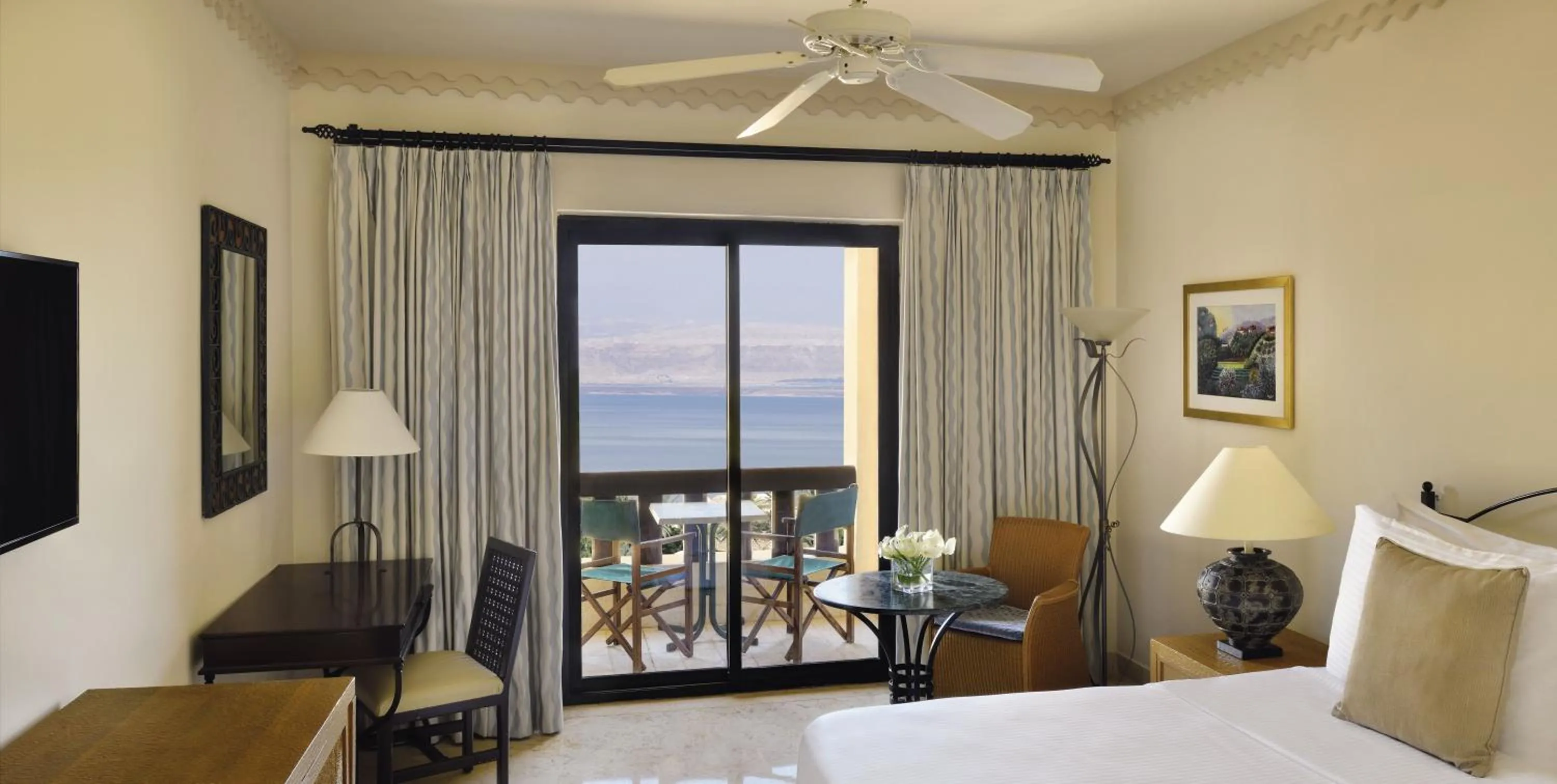Classic King Room with Sea View in Mövenpick Resort & Spa Dead Sea