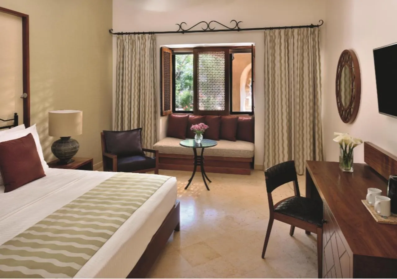 Deluxe King Room in Mövenpick Resort & Spa Dead Sea