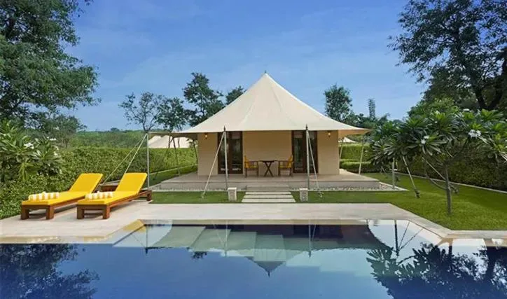 Luxury Tent with Private Pool in The Oberoi Vanyavilas Wildlife Resort, Ranthambhore