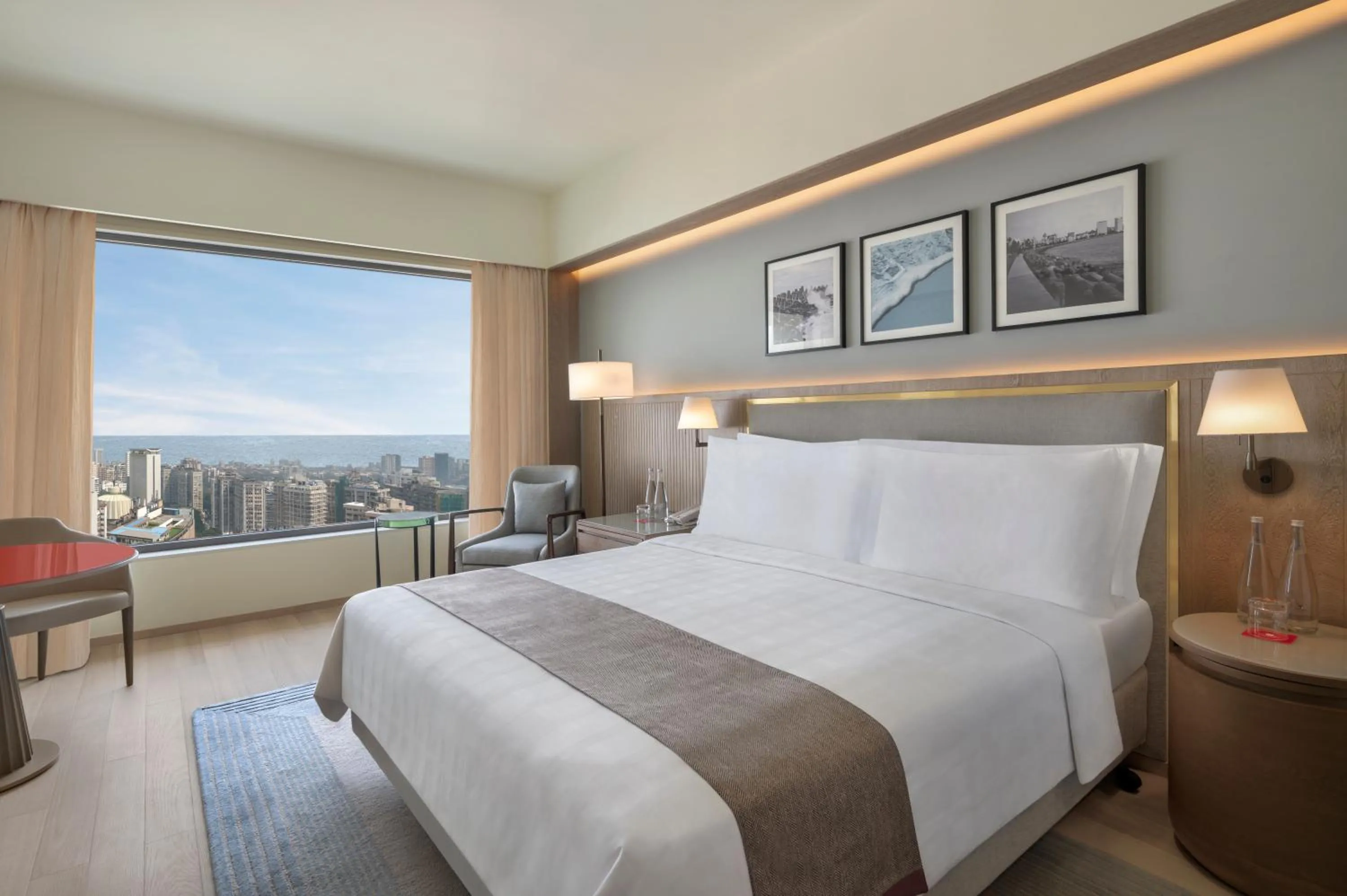 Executive Harbor View Room in Trident Nariman Point