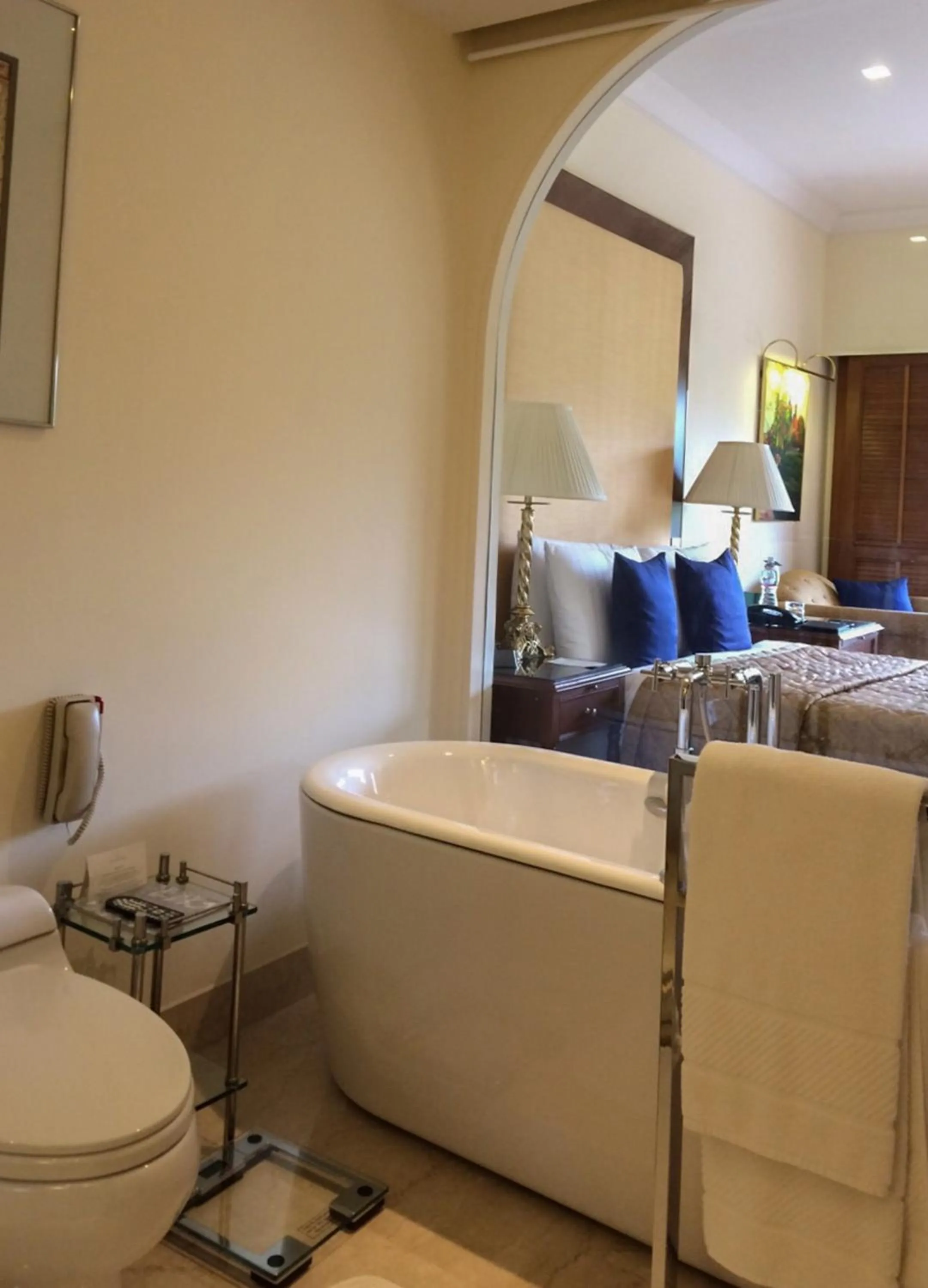 Luxury Double or Twin Room in The Oberoi Bengaluru
