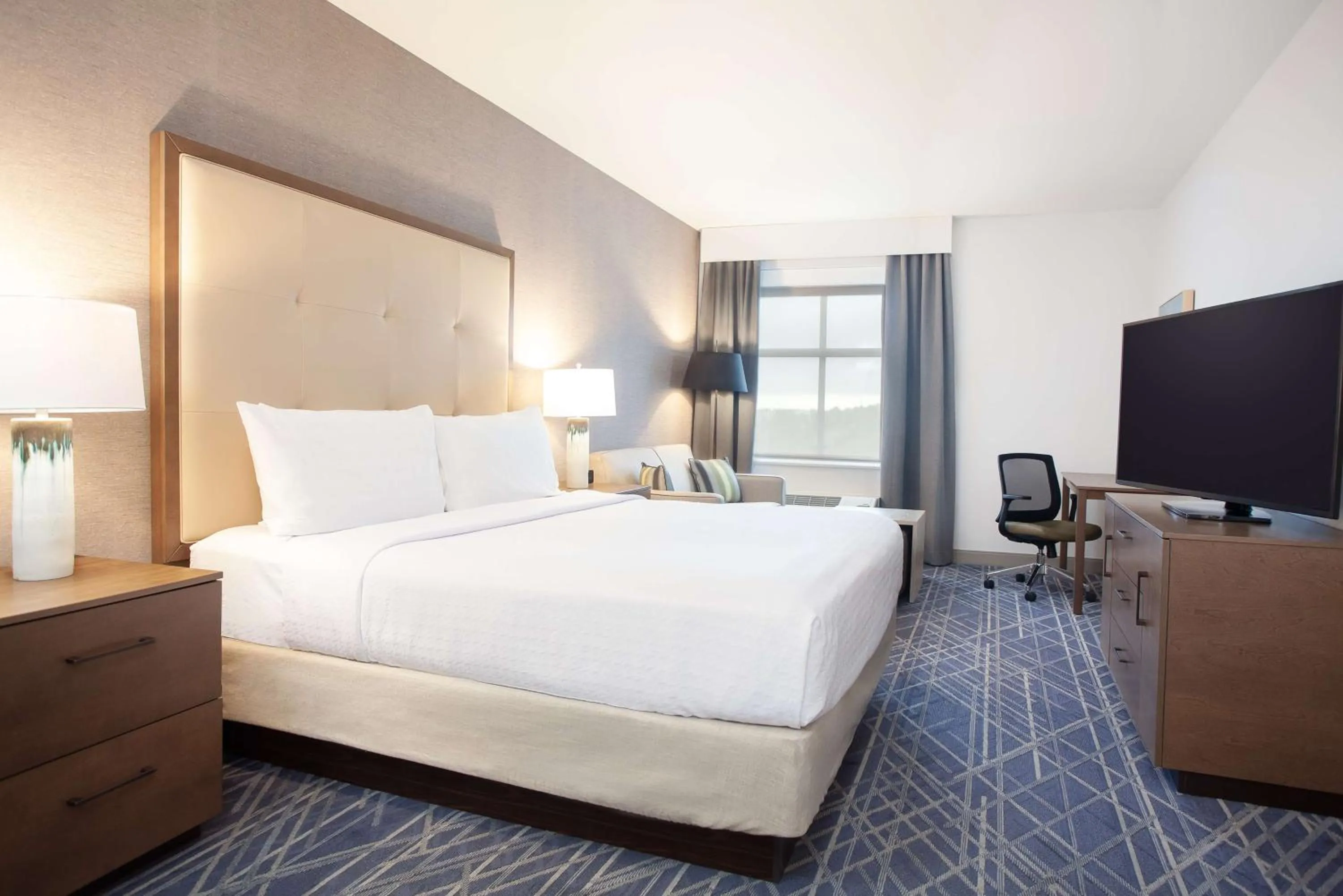 One-Bedroom King Suite in Homewood Suites By Hilton Broomfield Boulder