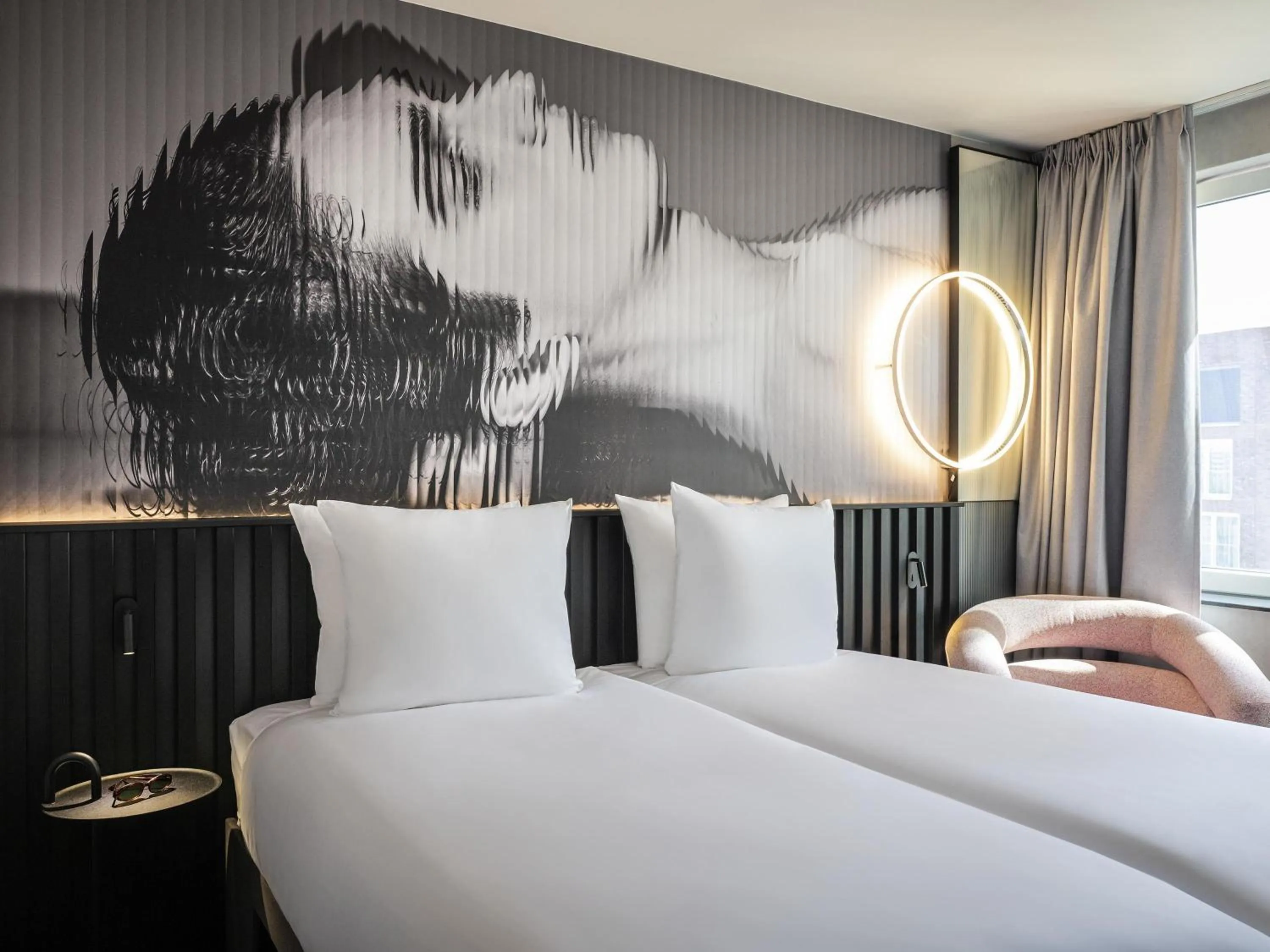 Twin Room in Tribe Amsterdam City