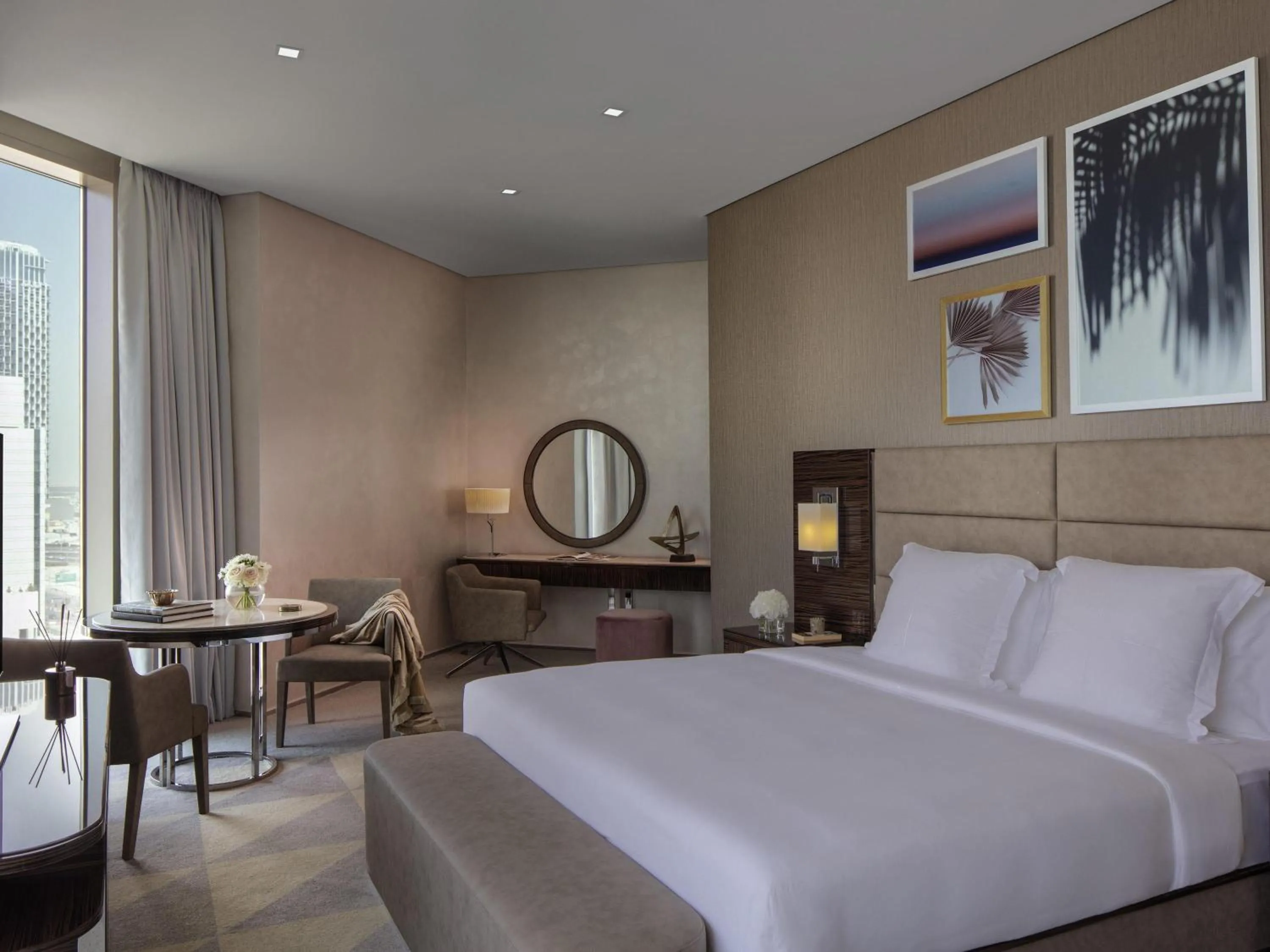 Platinum Suite, Studio with Balcony and Burj Khalifa View in Hyde Hotel Dubai