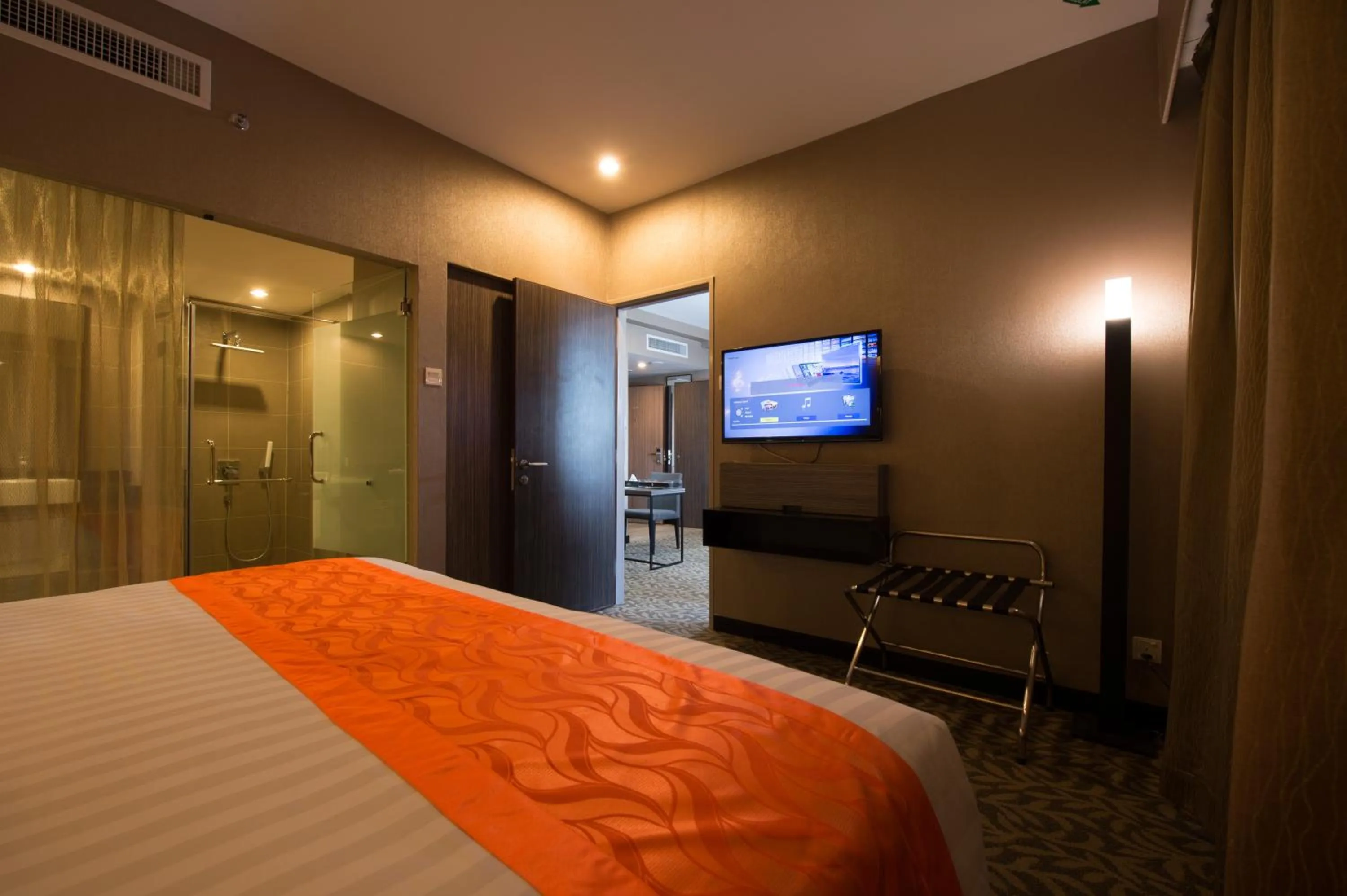 Corporate Suite King in Grand Alora Hotel