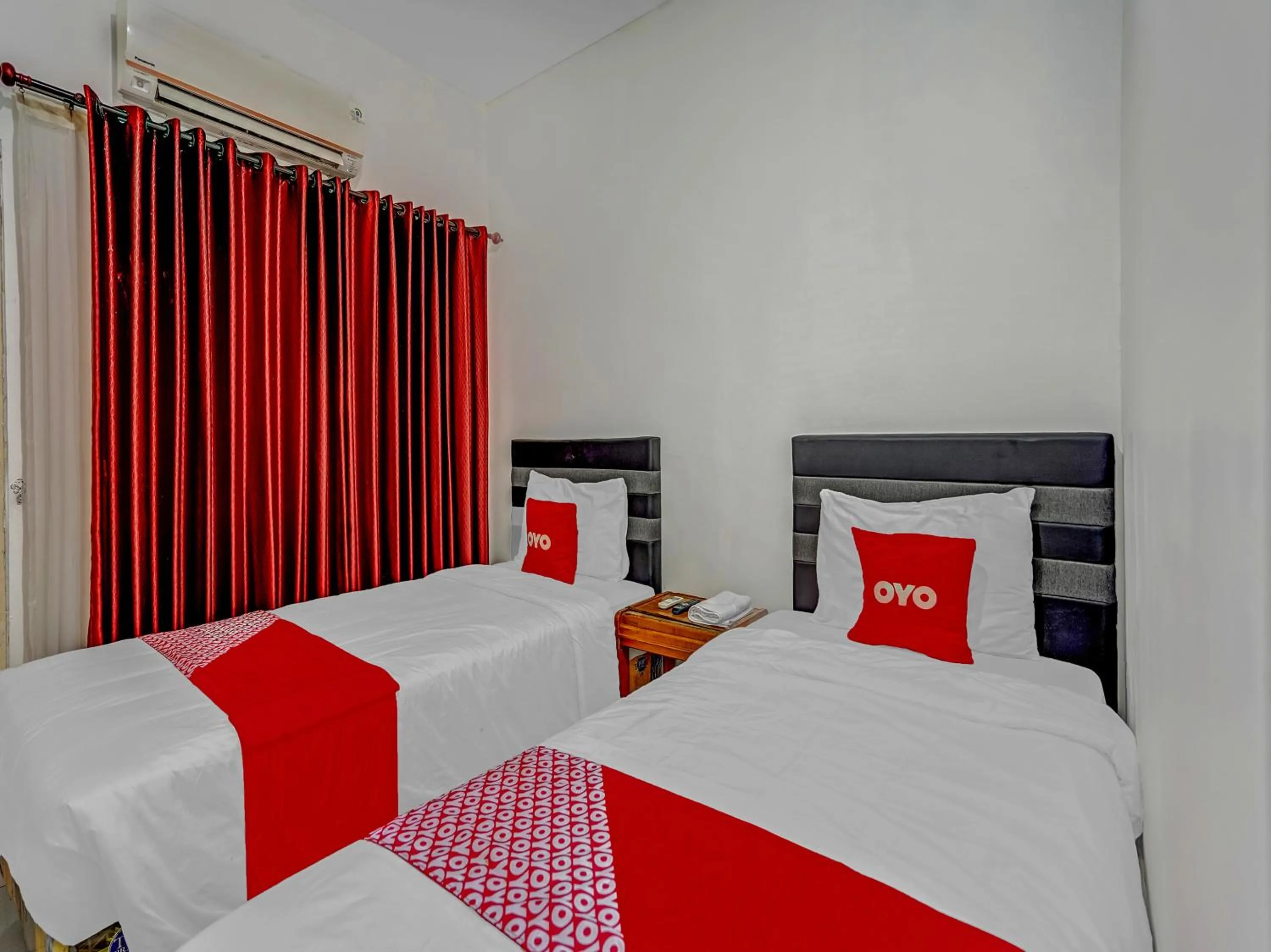 Hotel O Kalimantan Surabaya Syariah