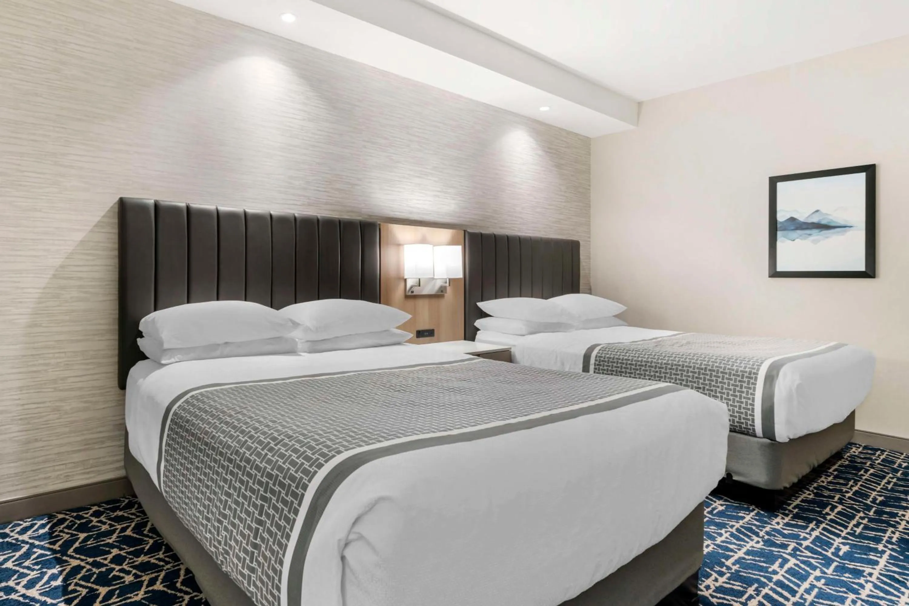 Queen Suite with Two Queen Beds in Best Western Premier Route 97 Vernon