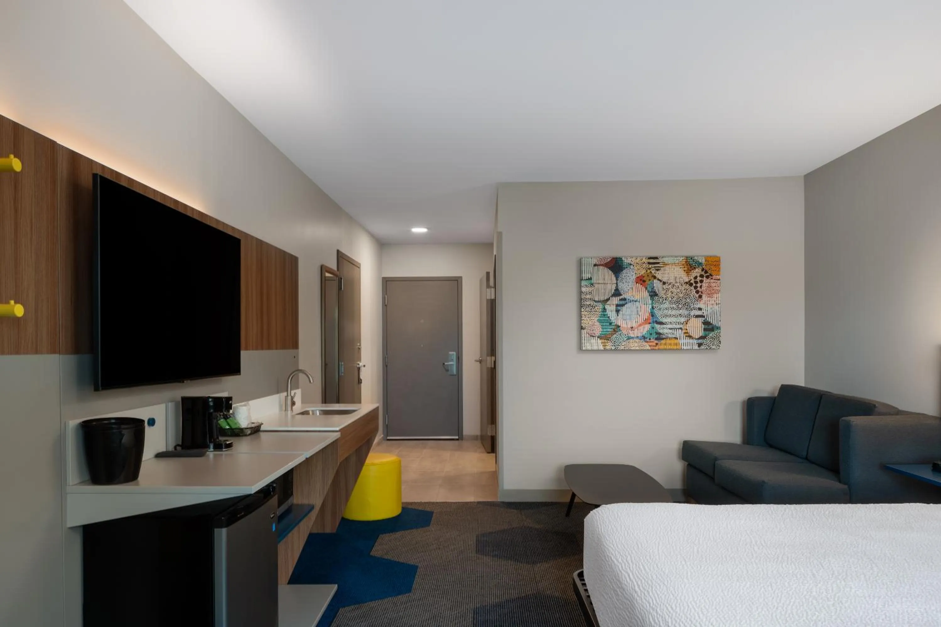 King Suite - Non-Smoking in Microtel Inn & Suites by Wyndham Winchester