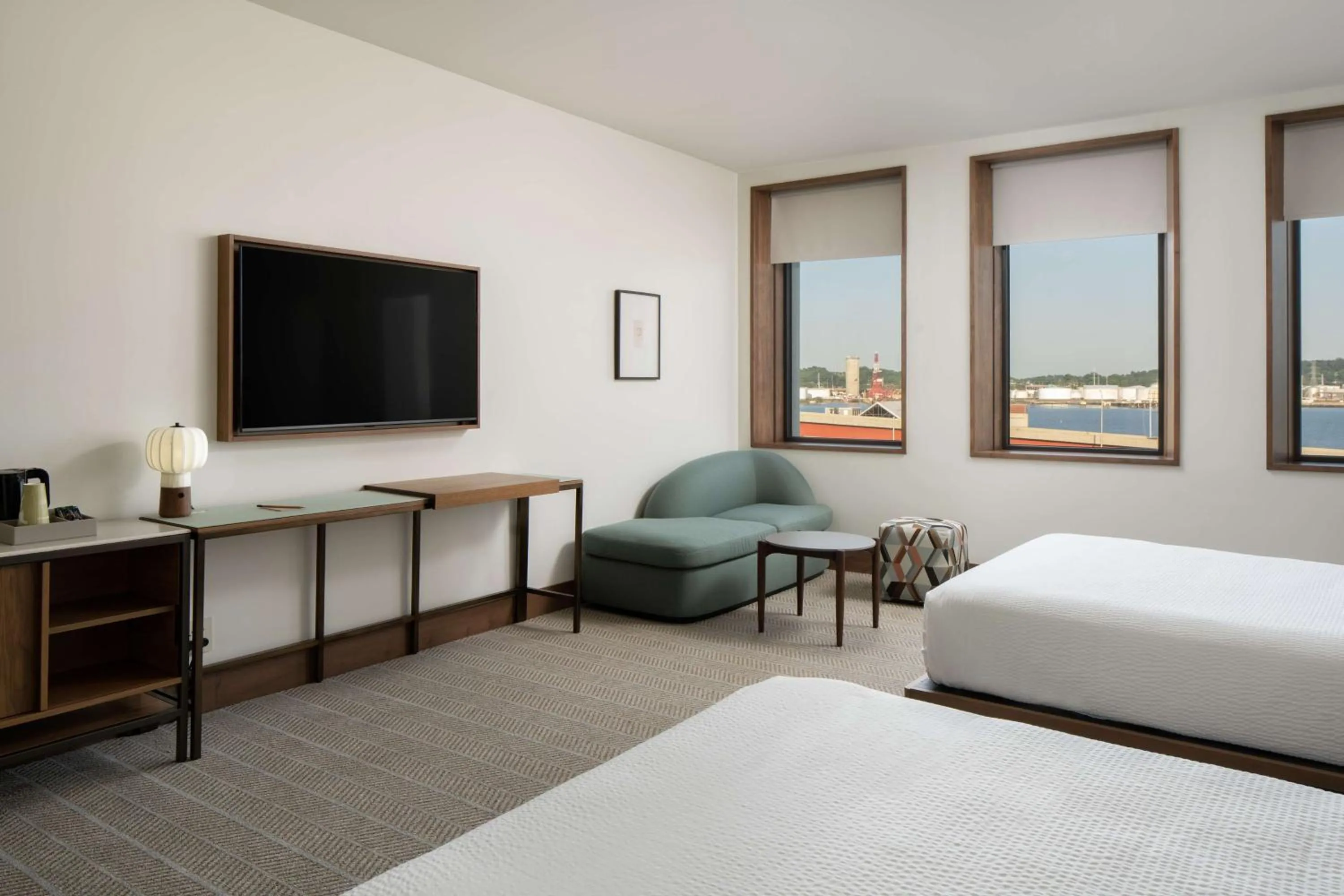 Deluxe Queen Room with Two Queen Beds and Roll-In Shower - Mobility Access in Hotel Marcel New Haven, Tapestry Collection By Hilton