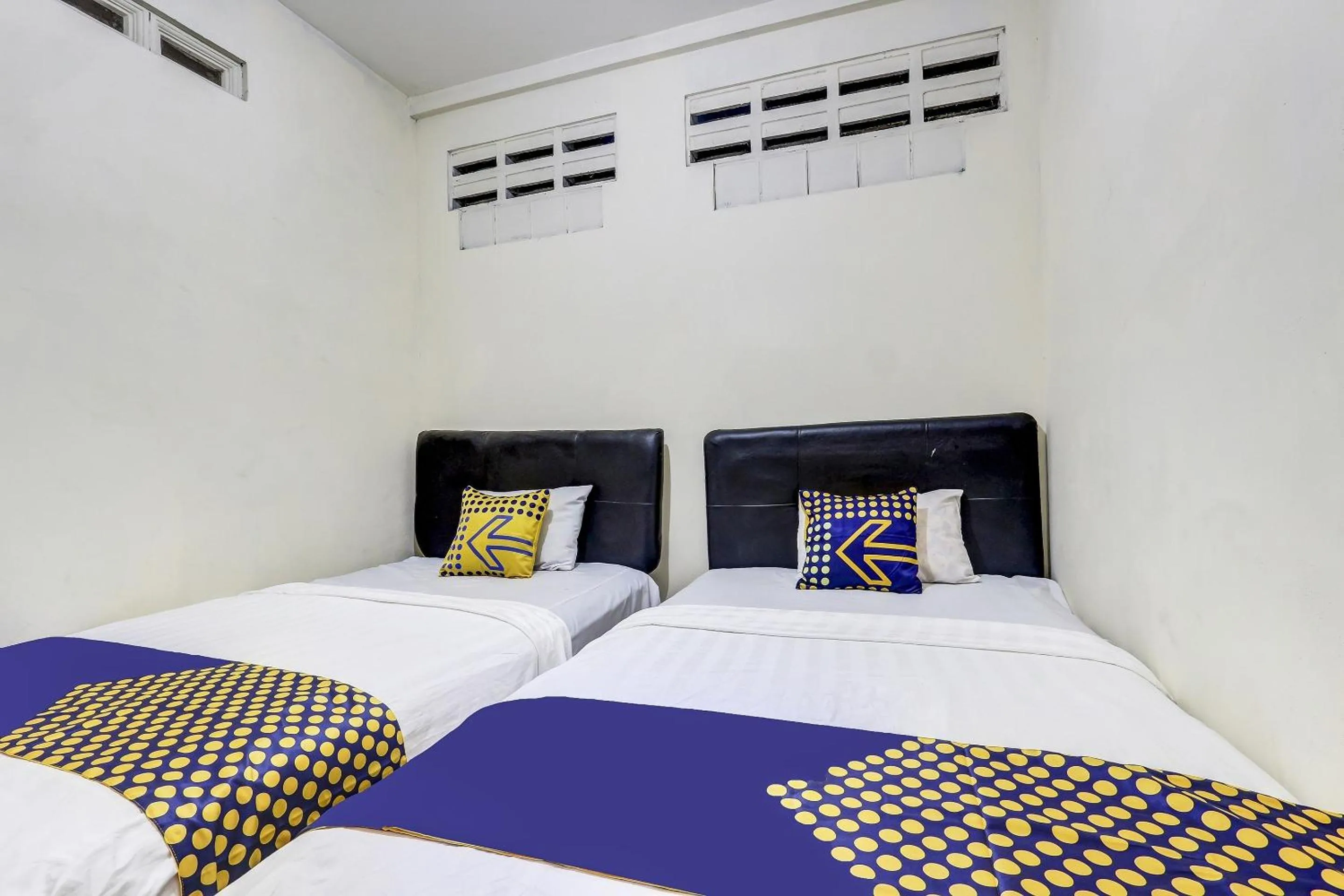 Economy Twin Room in Hotel O Alika Homestay