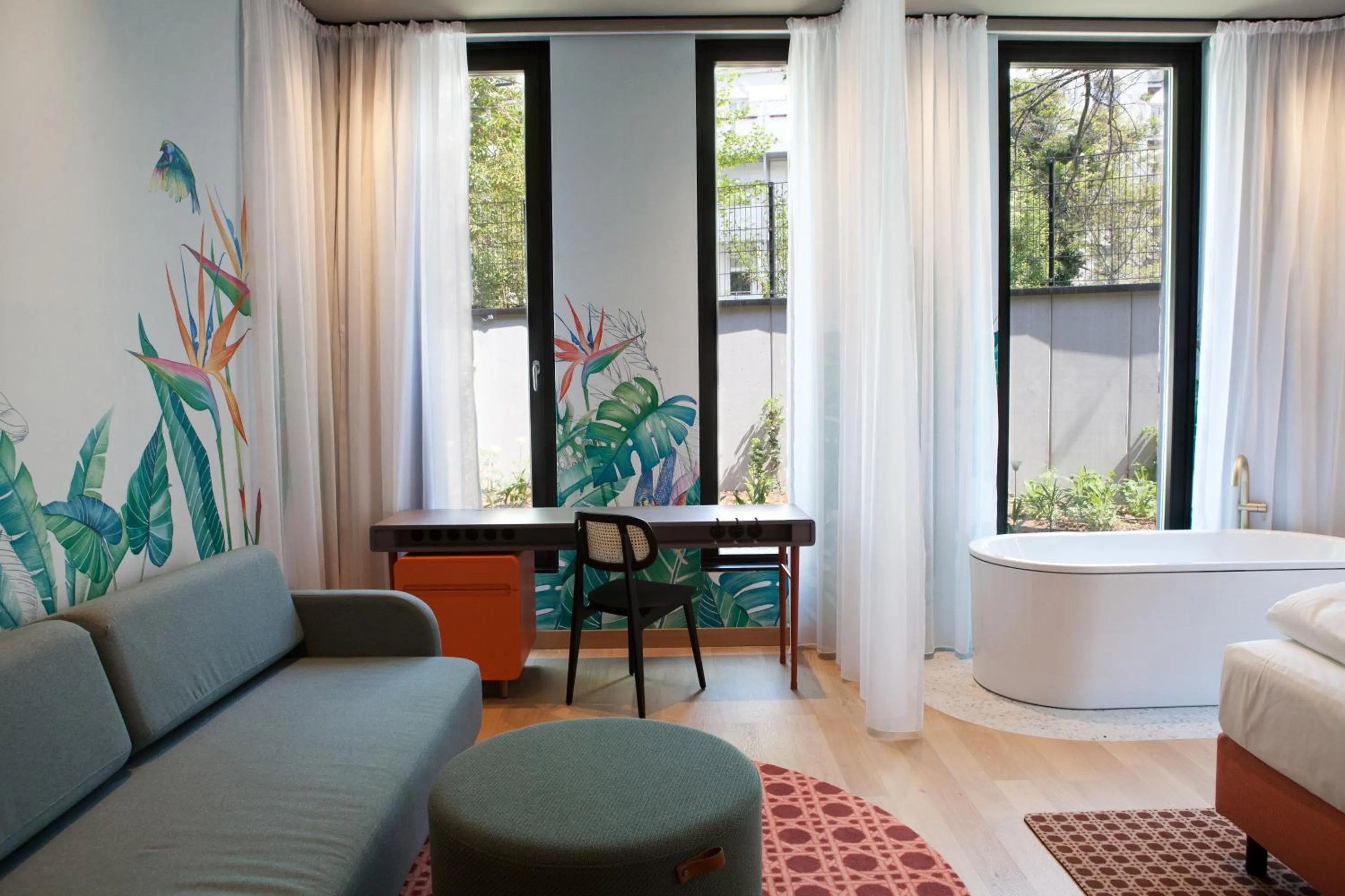 Queen Suite in Hotel Indigo Vienna - Naschmarkt by IHG