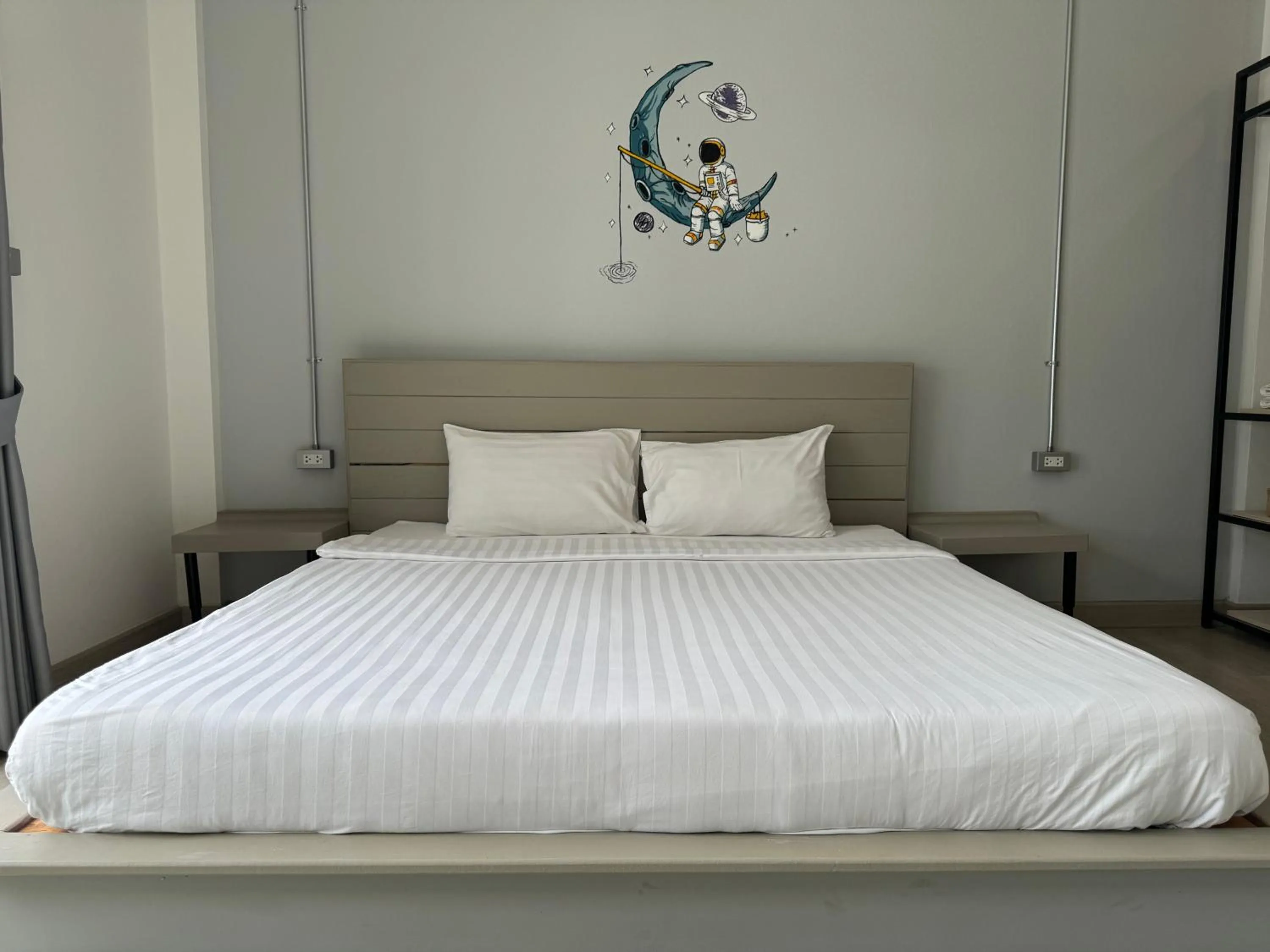 Standard King Room with Balcony in Luka House