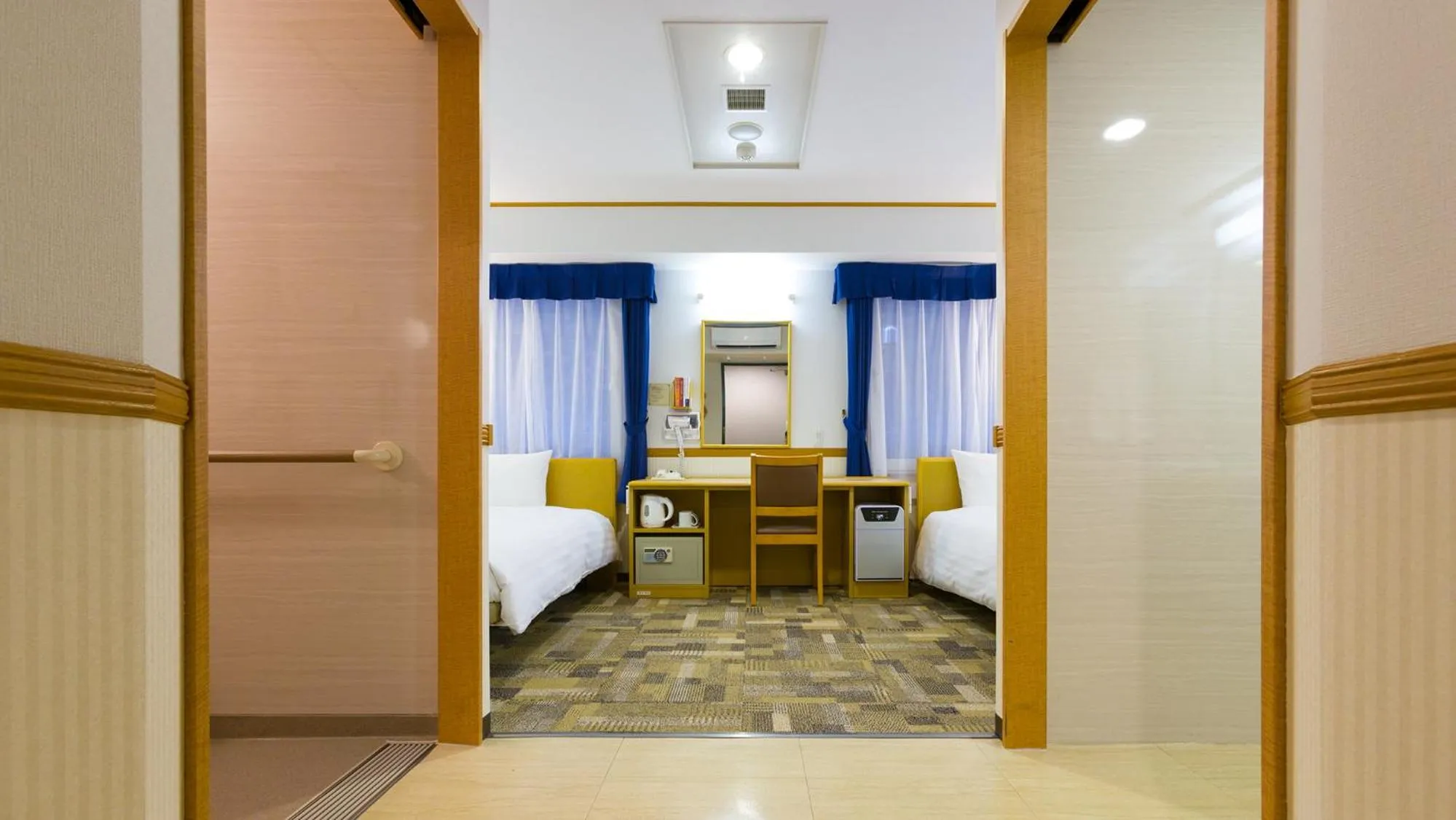 Accessible Twin Room - Non-Smoking in Toyoko Inn Tsuruga Ekimae