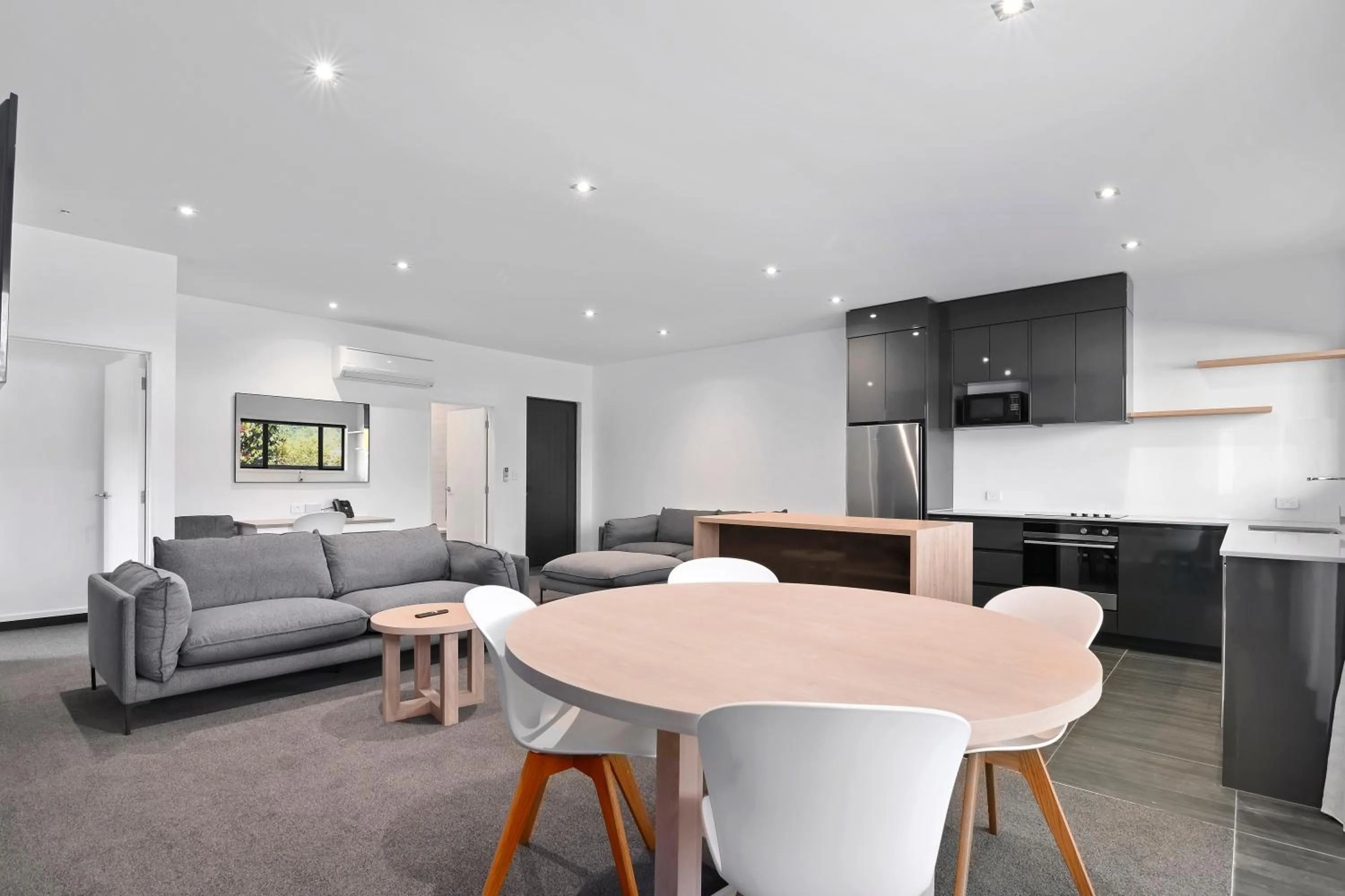 Family Room with Private Bathroom in Grand Suites Murchison