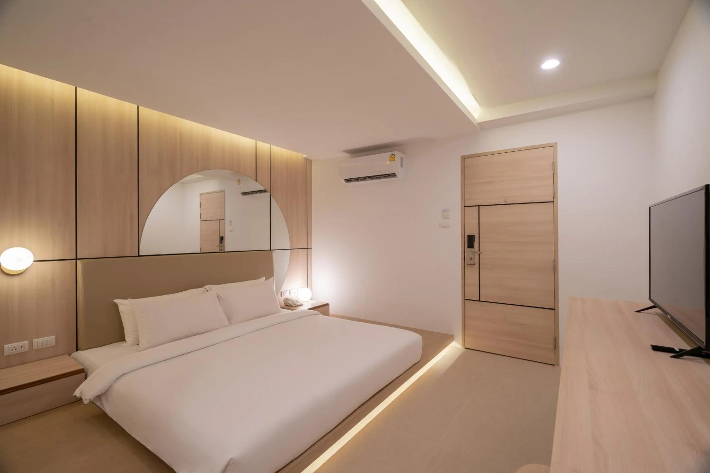 Superior Double or Twin Room with City View in Bedline Hotel - SHA Certified