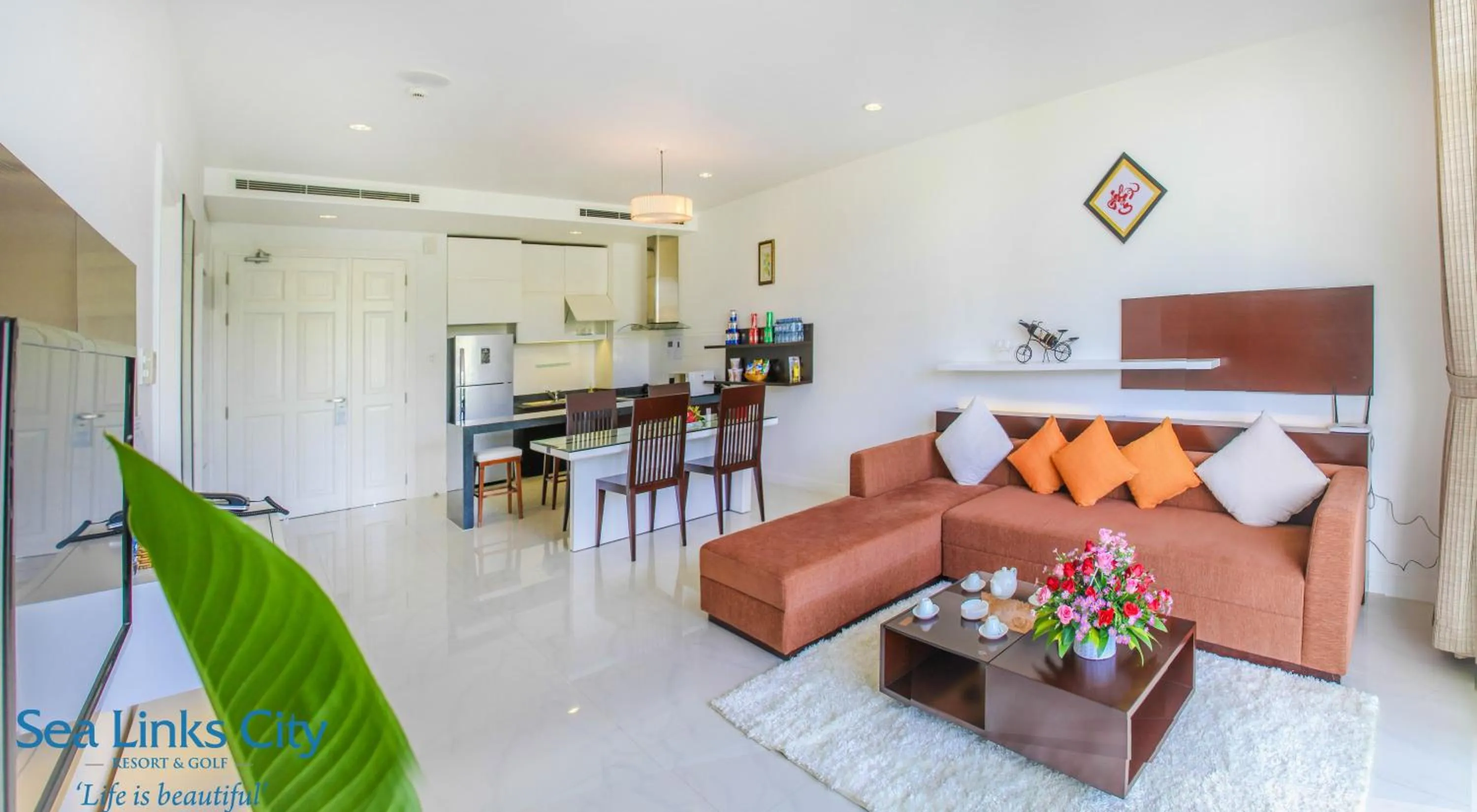 Two-Bedroom Apartment with Garden View in Ocean Vista