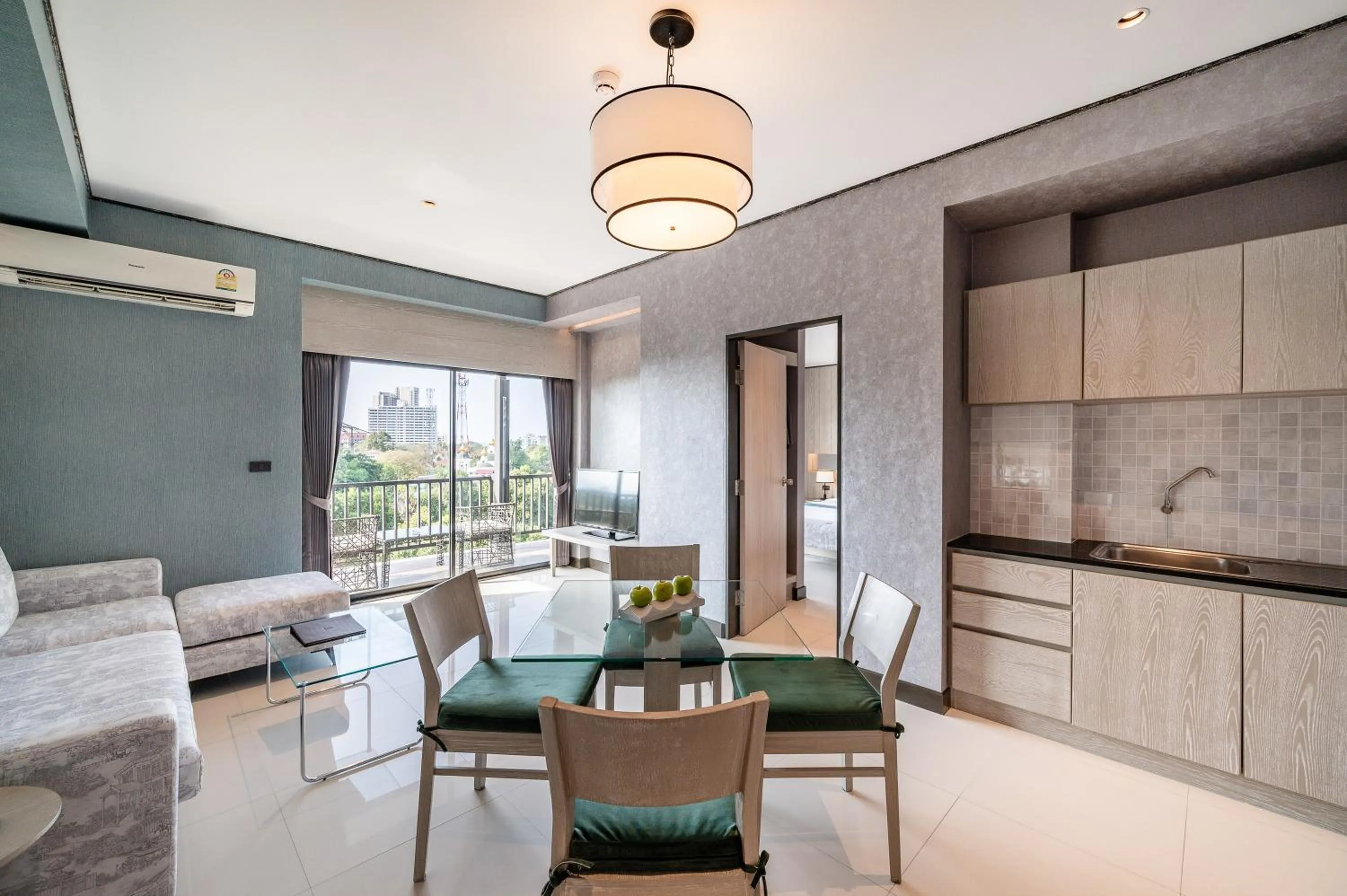 One-Bedroom Suite in Manhattan Pattaya Hotel - SHA Extra Plus