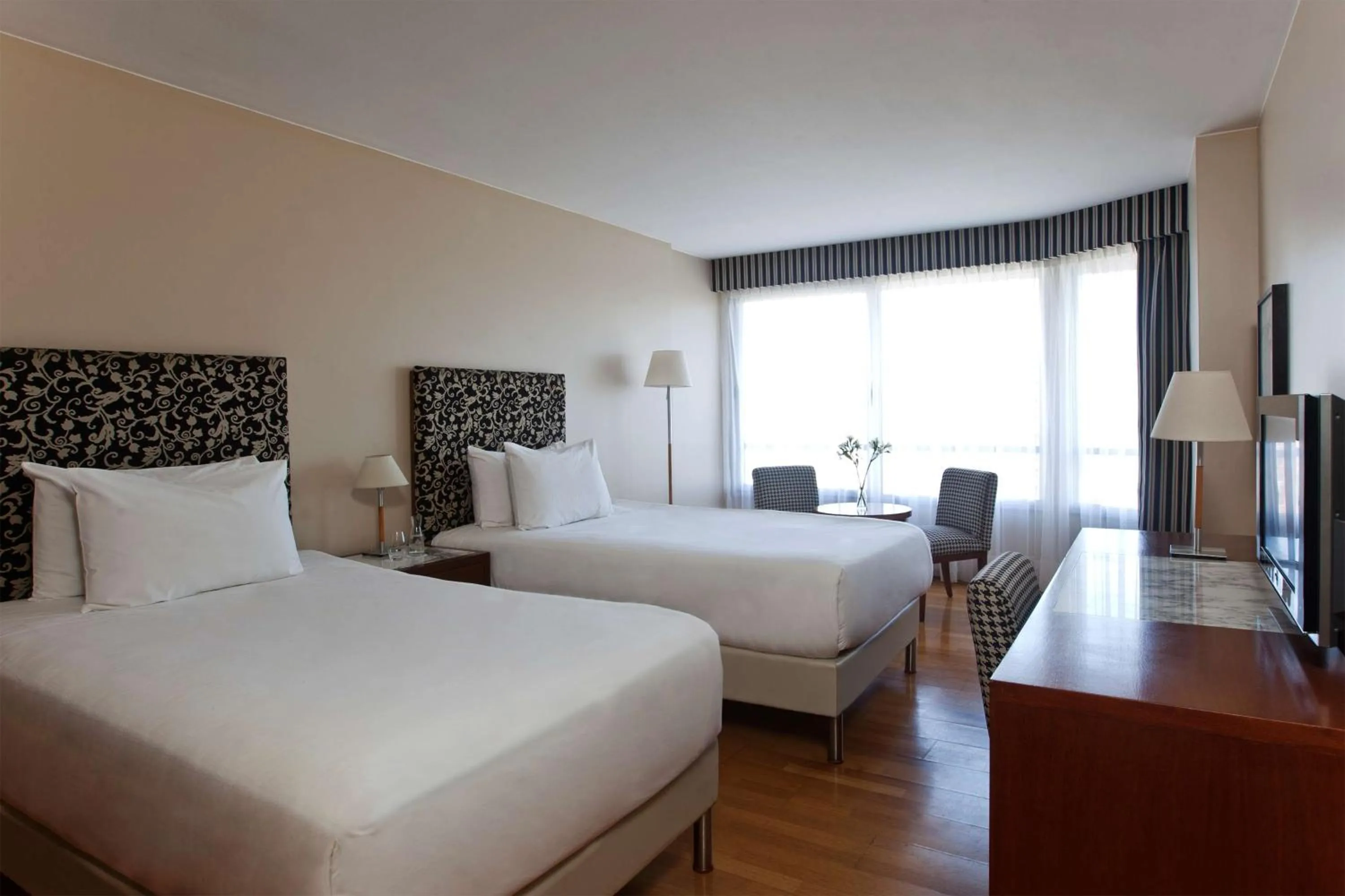 Standard Double or Twin Room in NH Córdoba Panorama