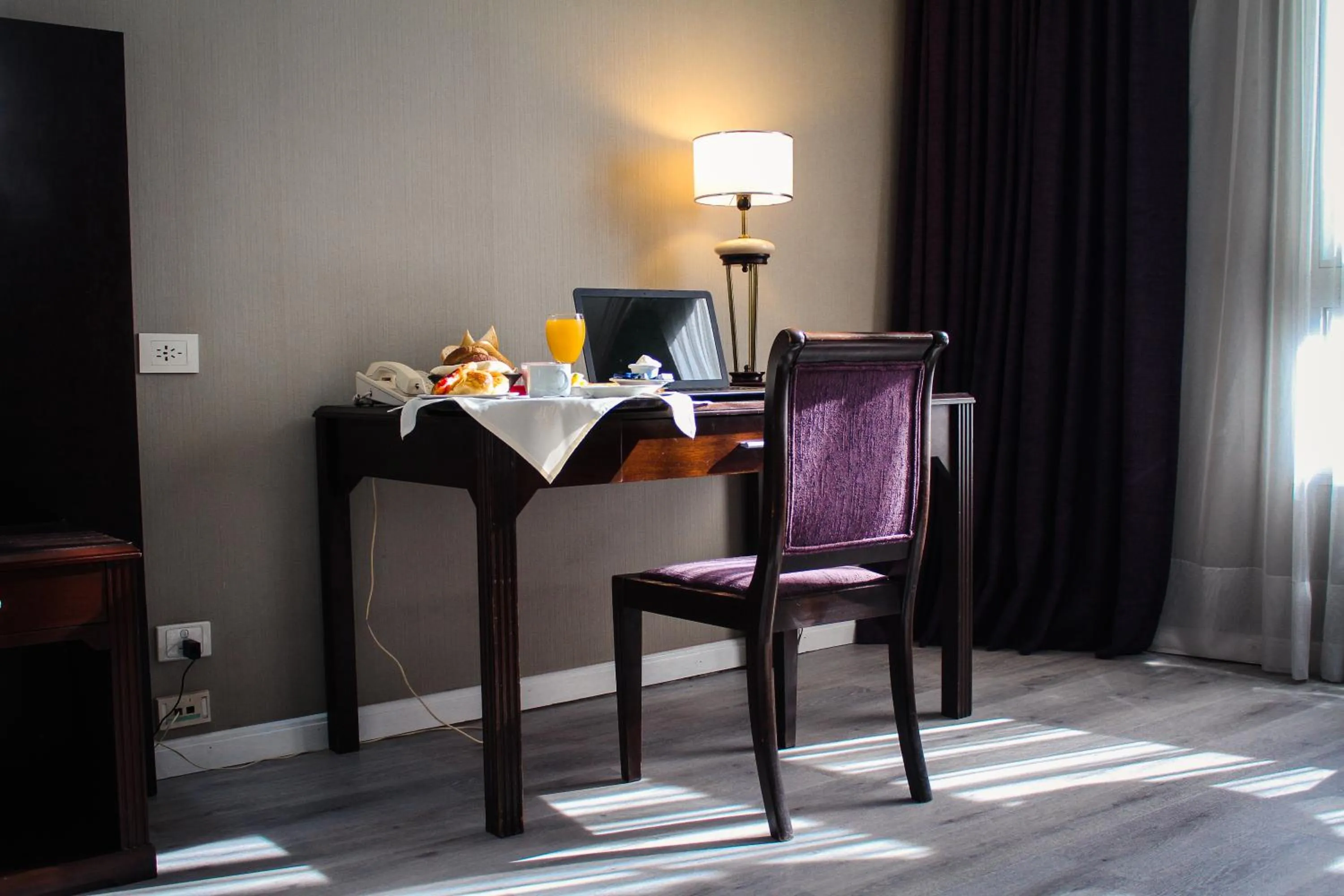 Superior Triple Room in Howard Johnson Plaza by Wyndham Buenos Aires Florida Street