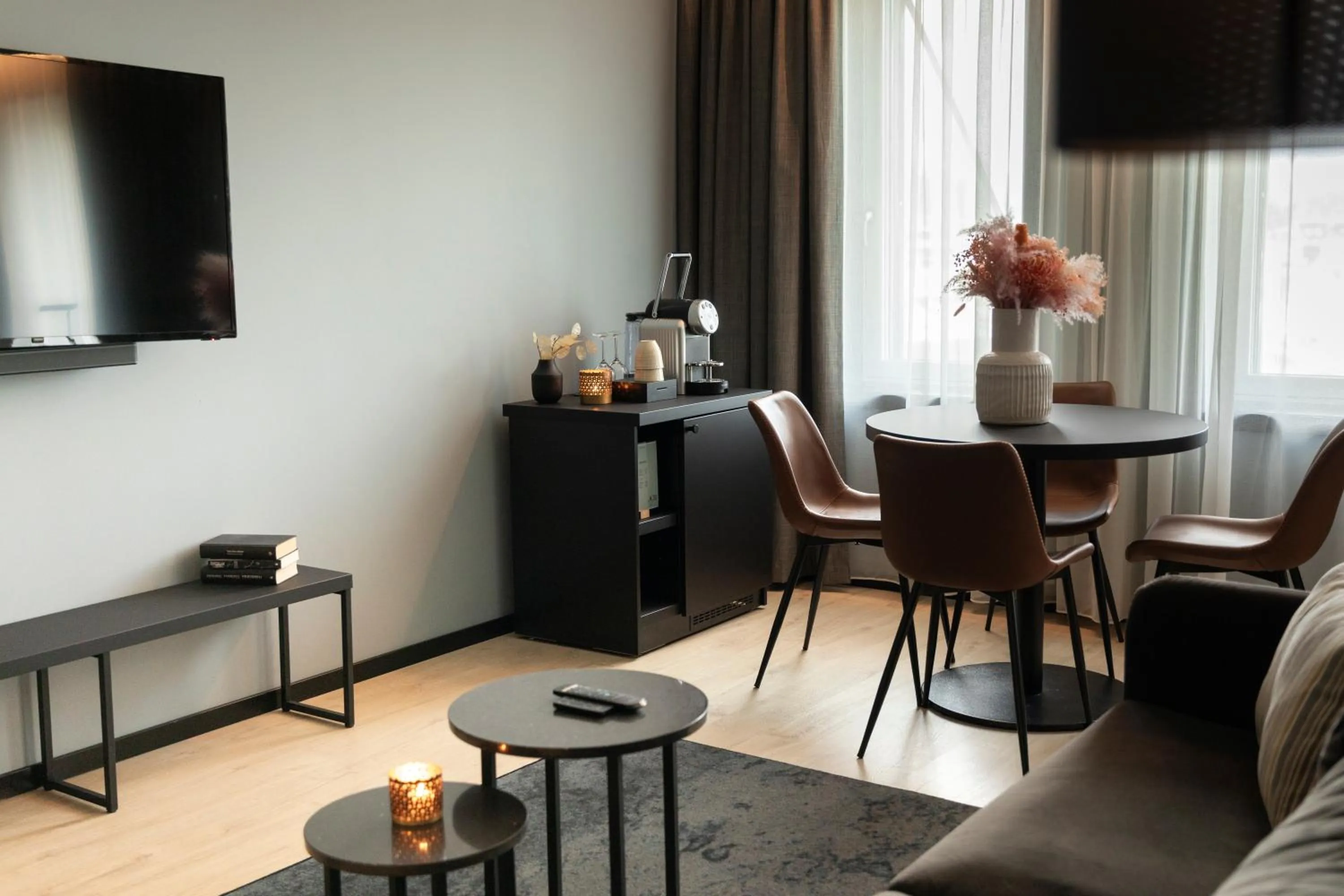 Junior Suite in Home Hotel 1624