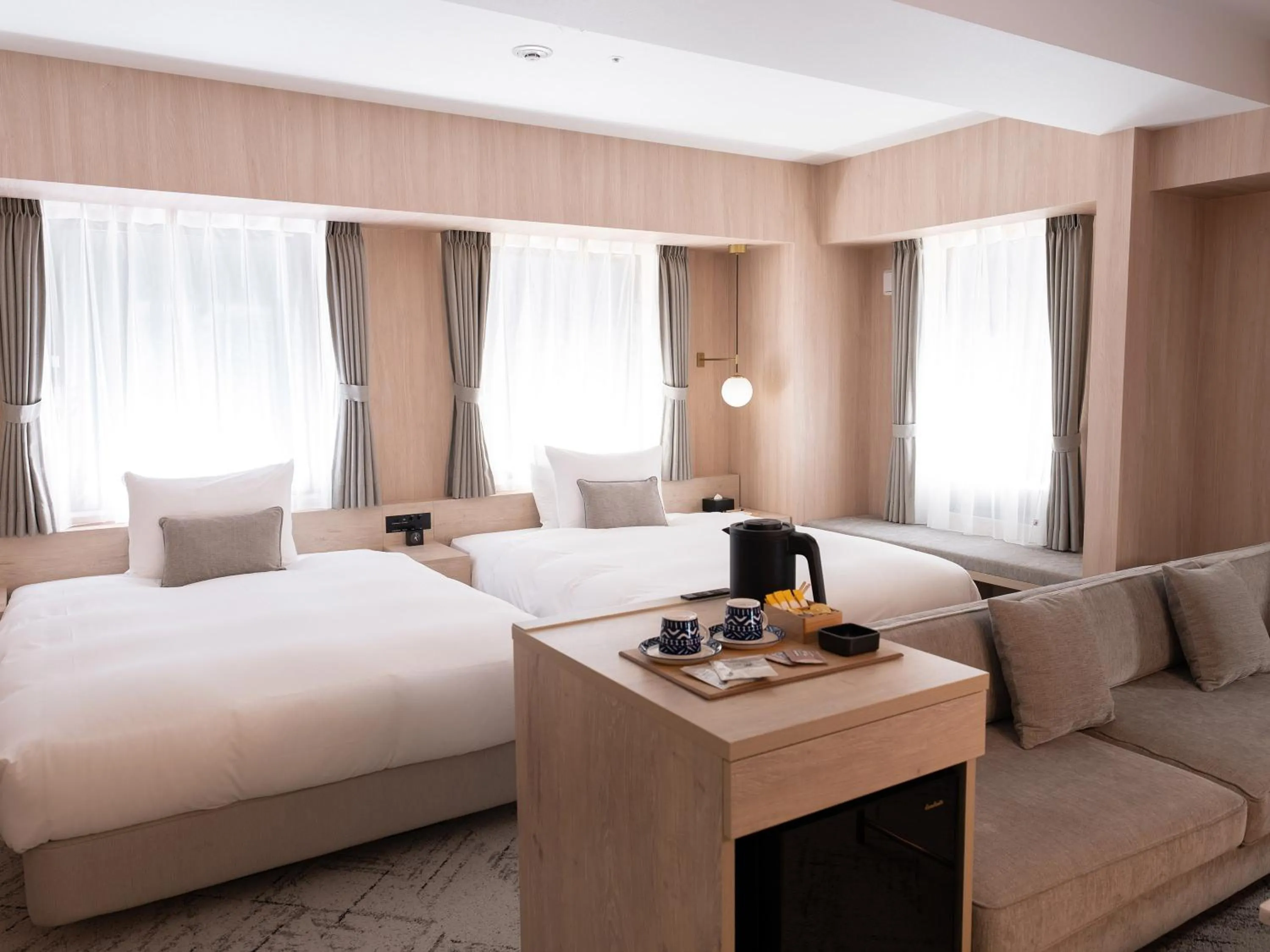 Superior Twin Room in HOTEL THE LEBEN OSAKA