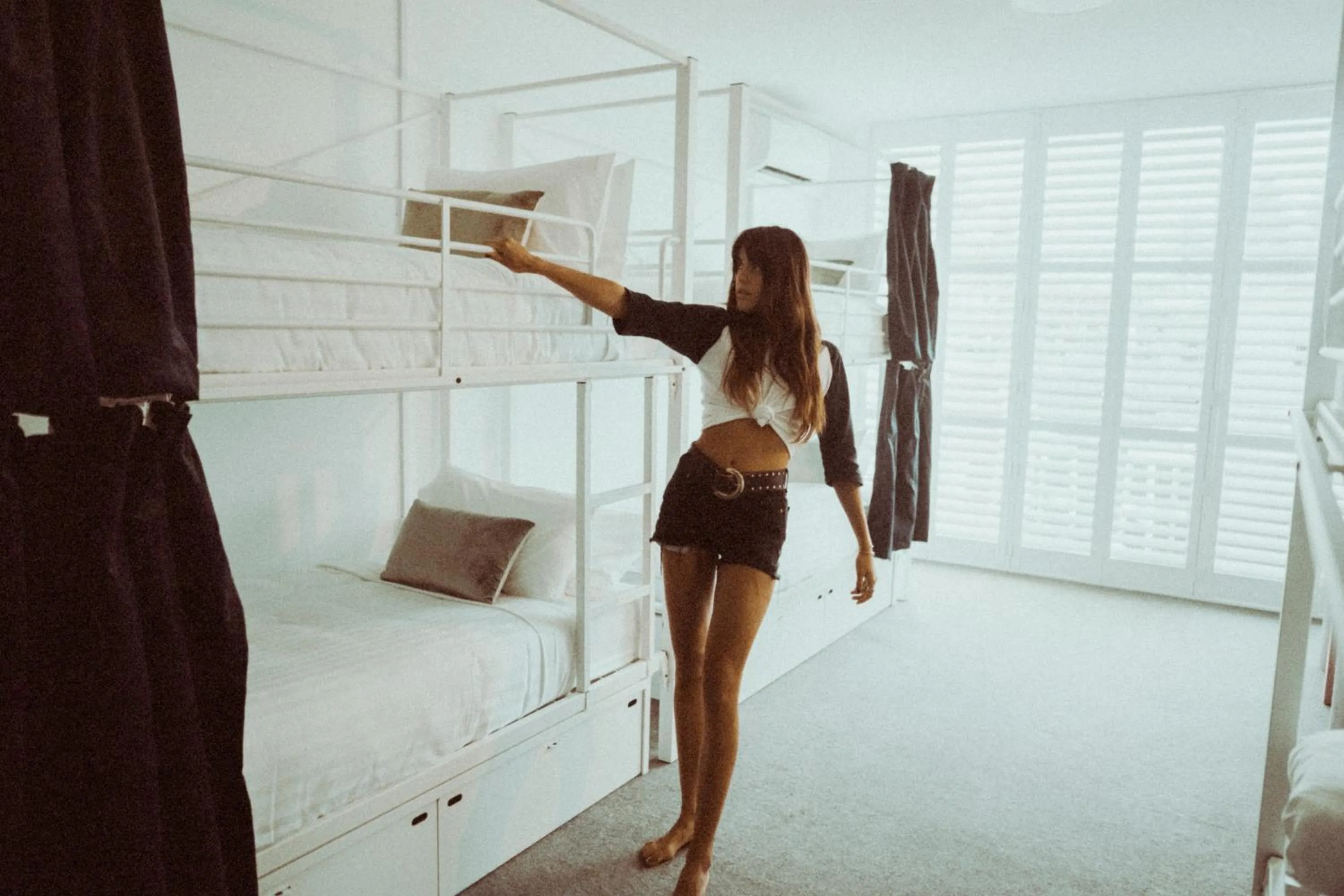 Bed in 8-Bed Female Dormitory Room in Vali by Village