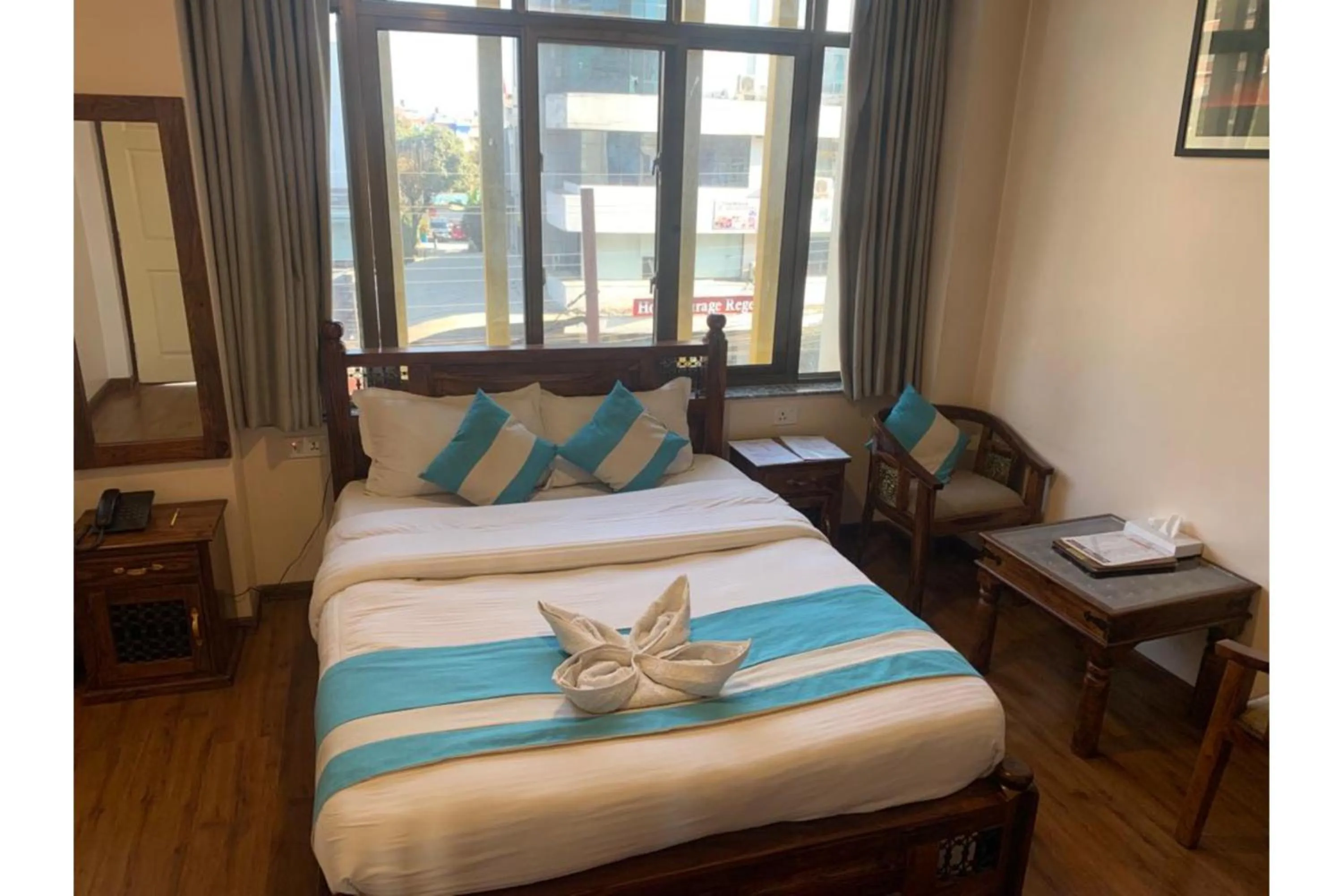 Deluxe Double or Twin Room - single occupancy in Hotel Tapas