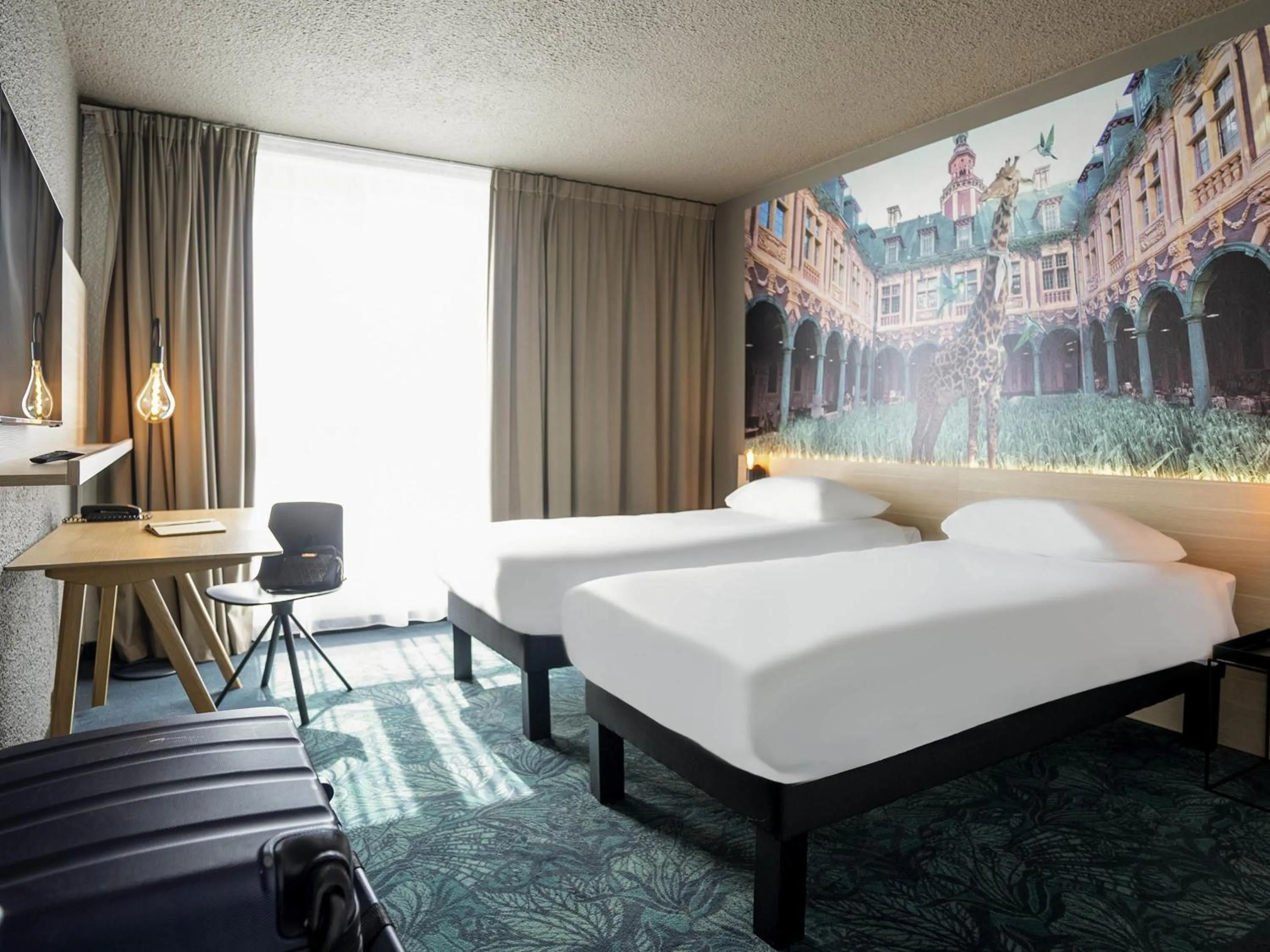 Standard Twin Room in ibis Styles Lille Neuville en Ferrain