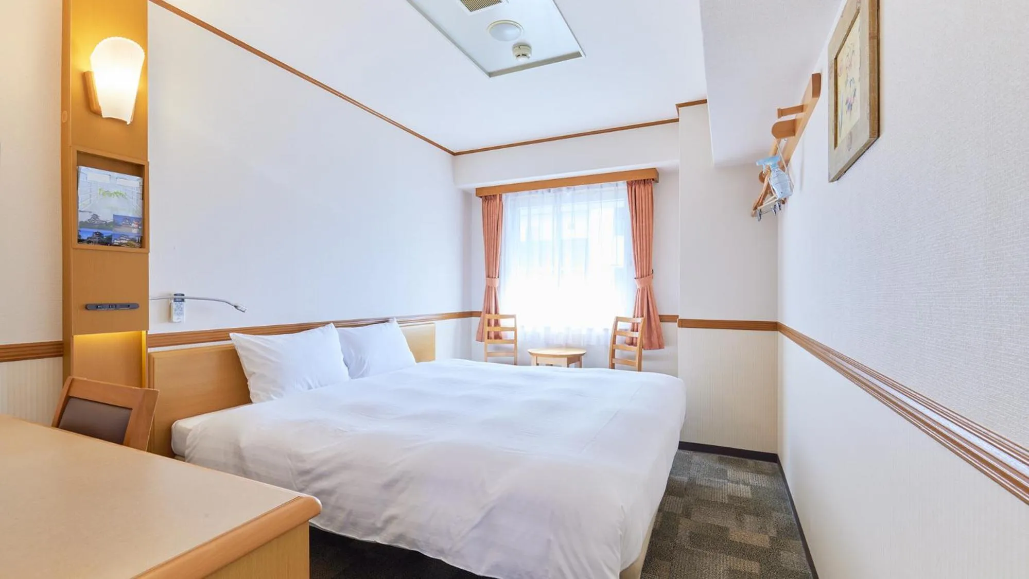 King Room - single occupancy - Smoking  in Toyoko Inn Kintetsu Yokkaichi eki Kita guchi