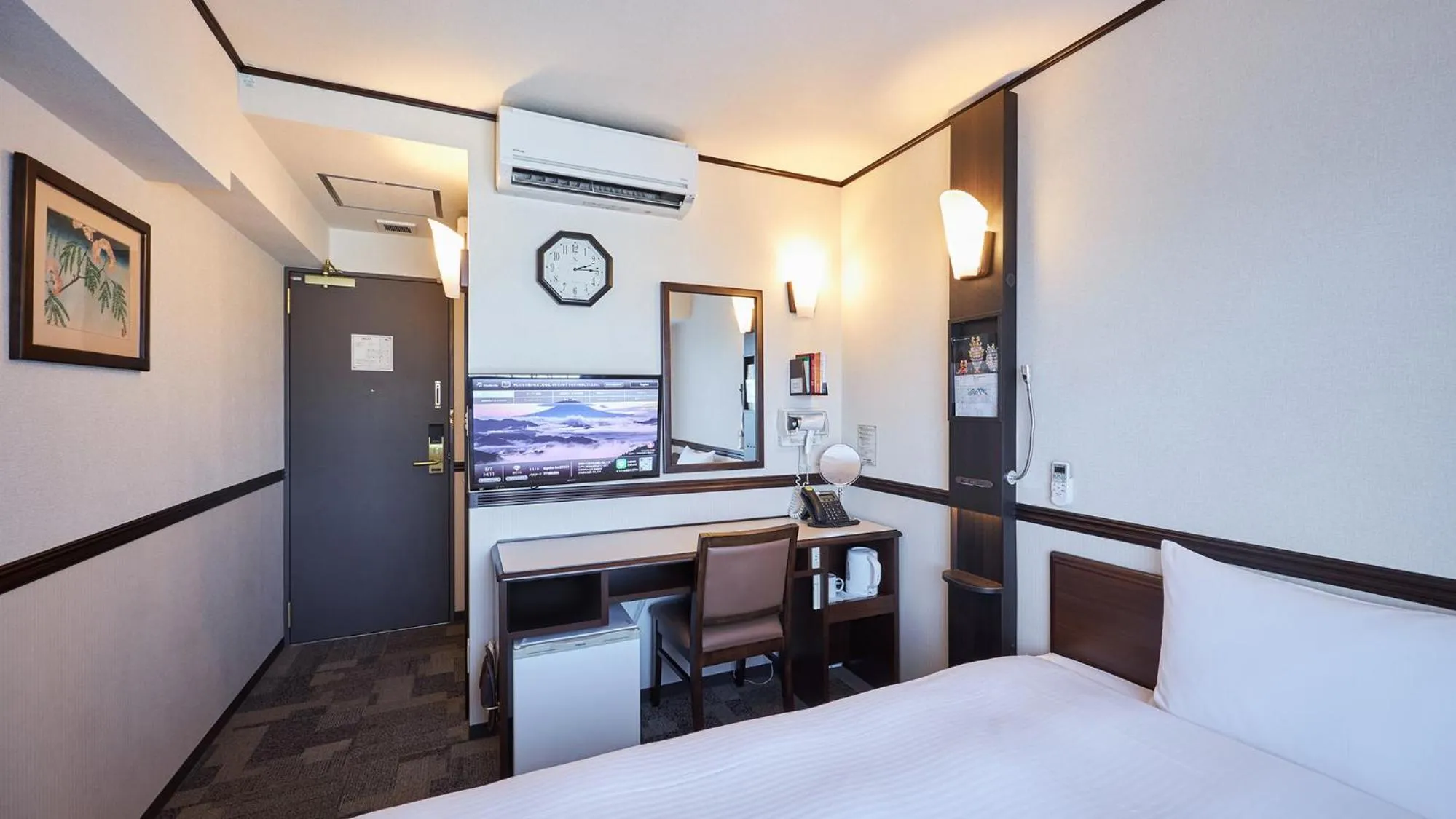 Single Room - Smoking in Toyoko Inn Maibara eki Shinkansen Nishi guchi