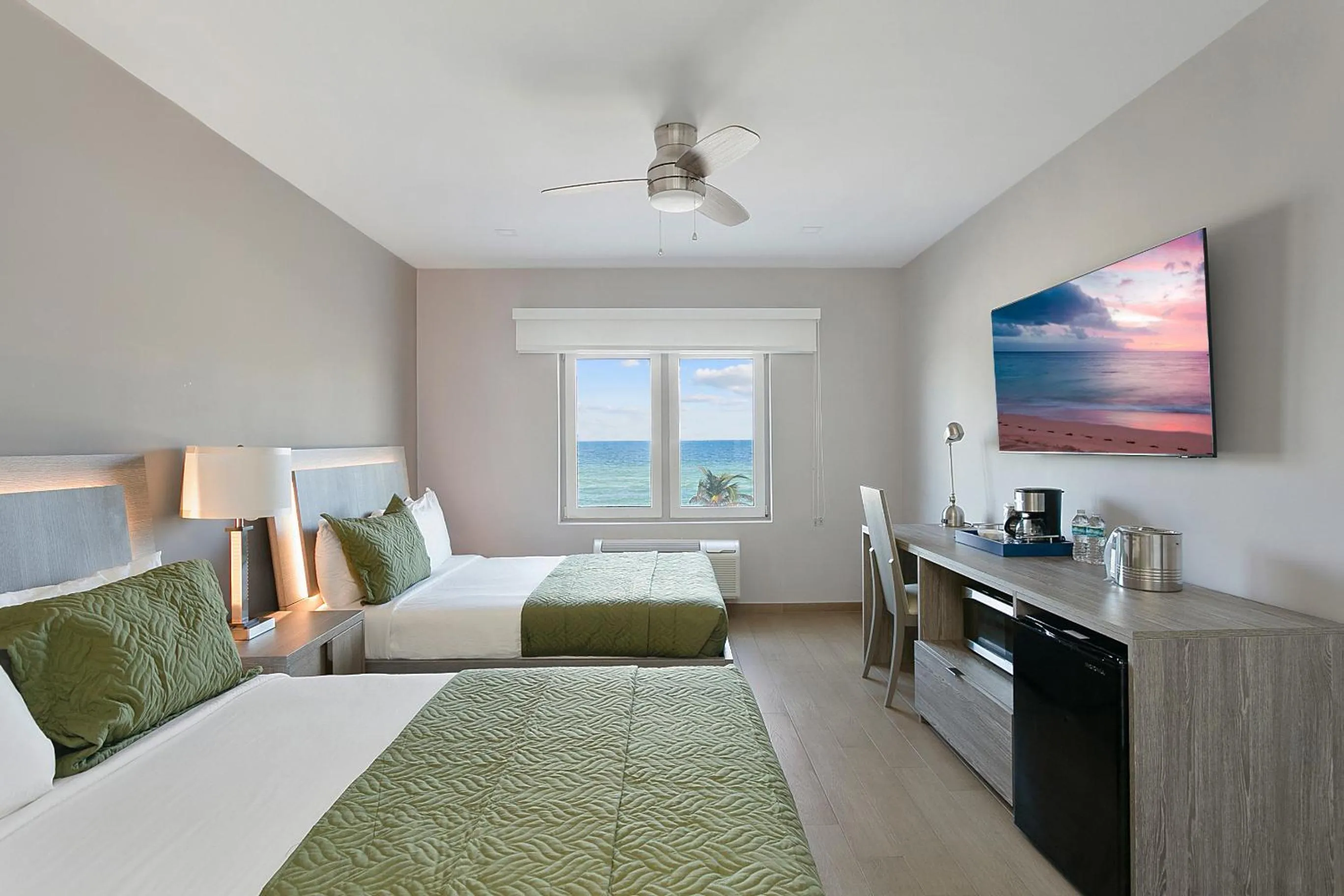 Ocean Front Room with Two Double Beds in Hotel Sheldon