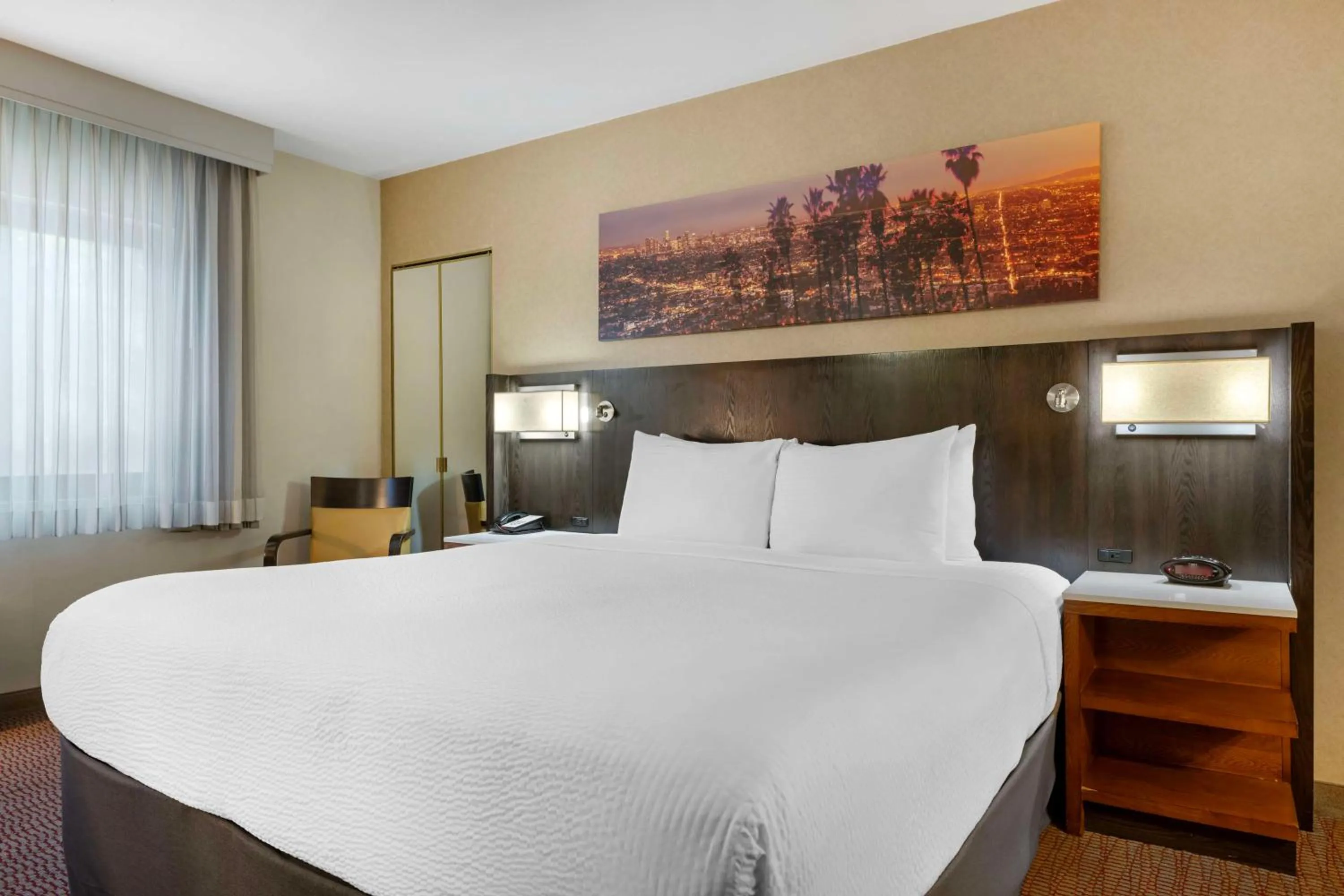 King Room with Sofa Bed - Non-Smoking in Best Western Royal Palace Inn & Suites