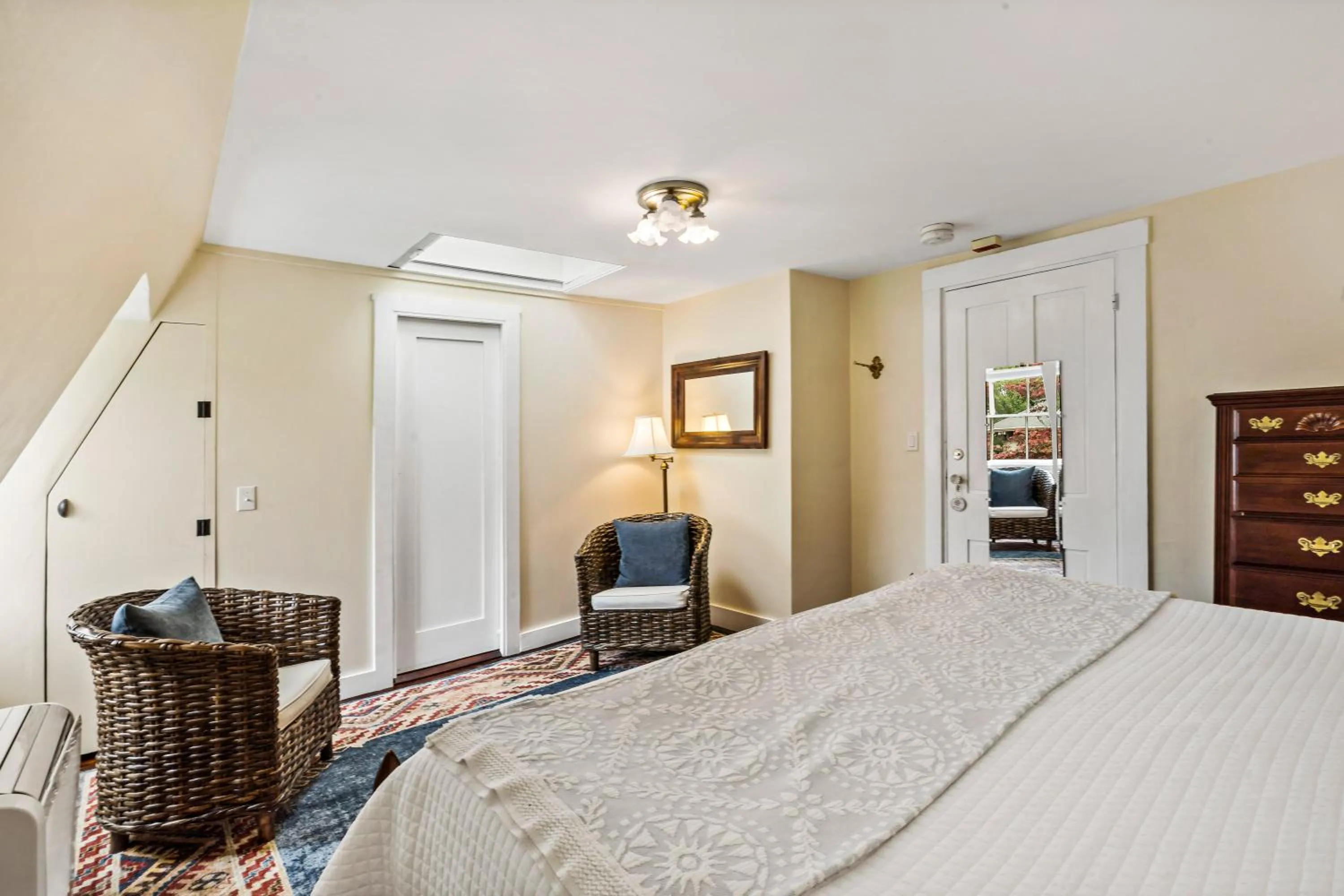 King Room in Marshall Slocum Inn