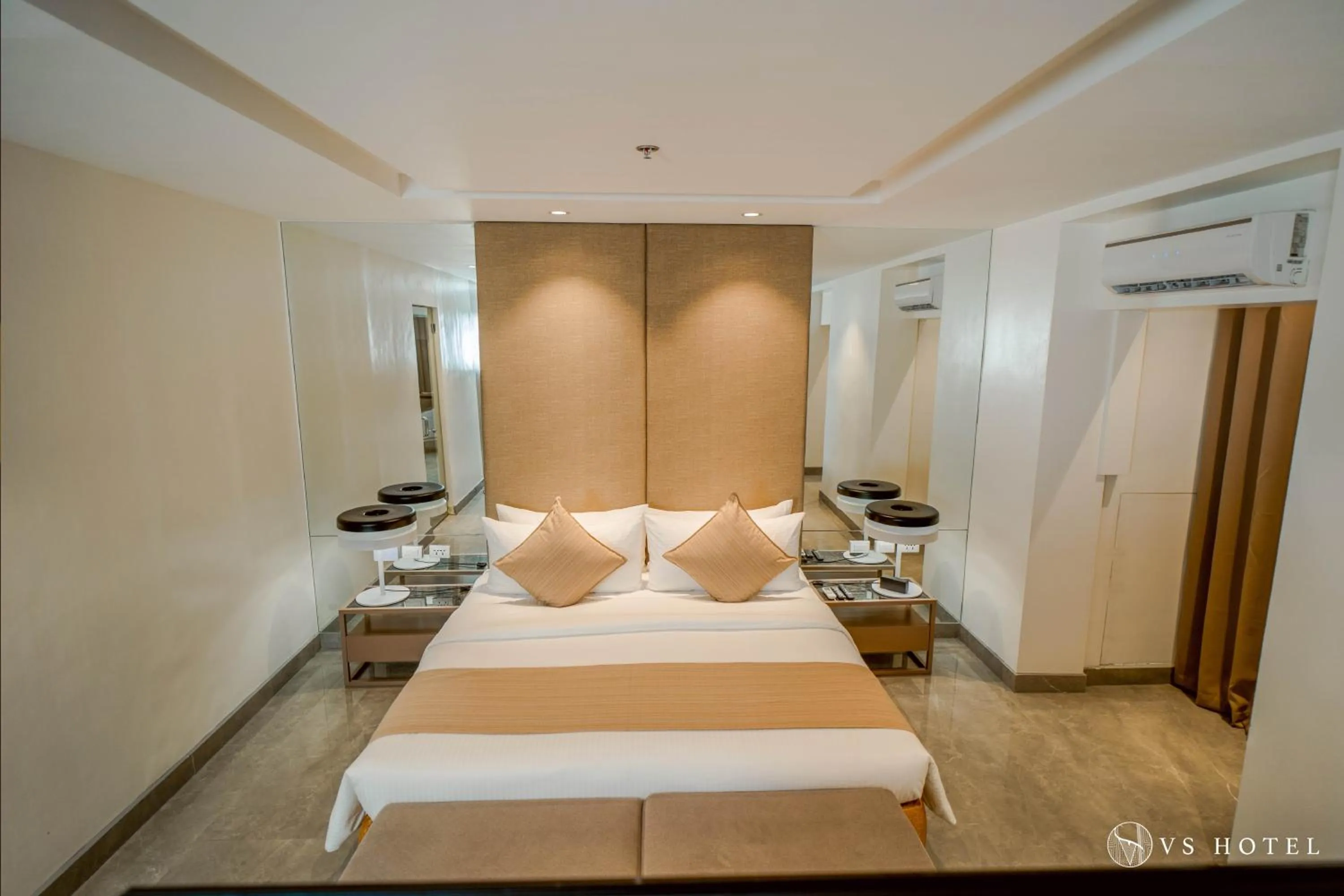 Suite Room in VS Hotel