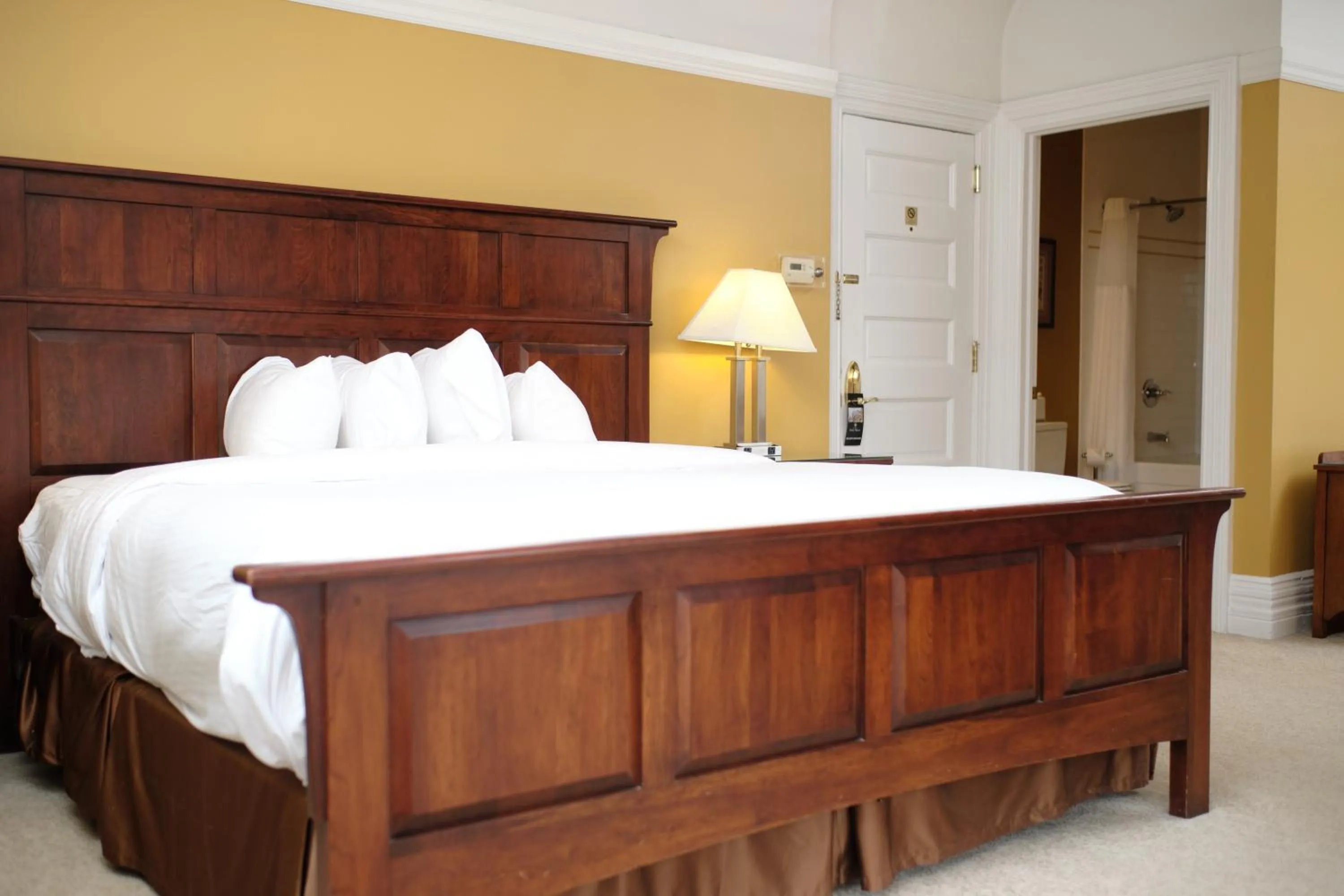 Scott House Executive King in The Inn on Ferry Street