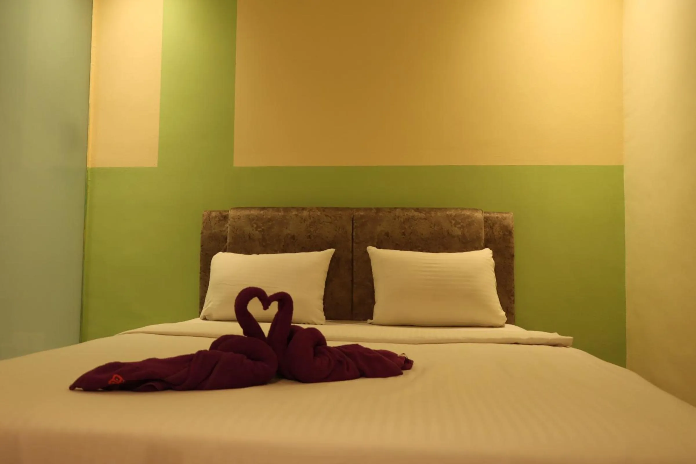 Queen Room in Oscar Inn