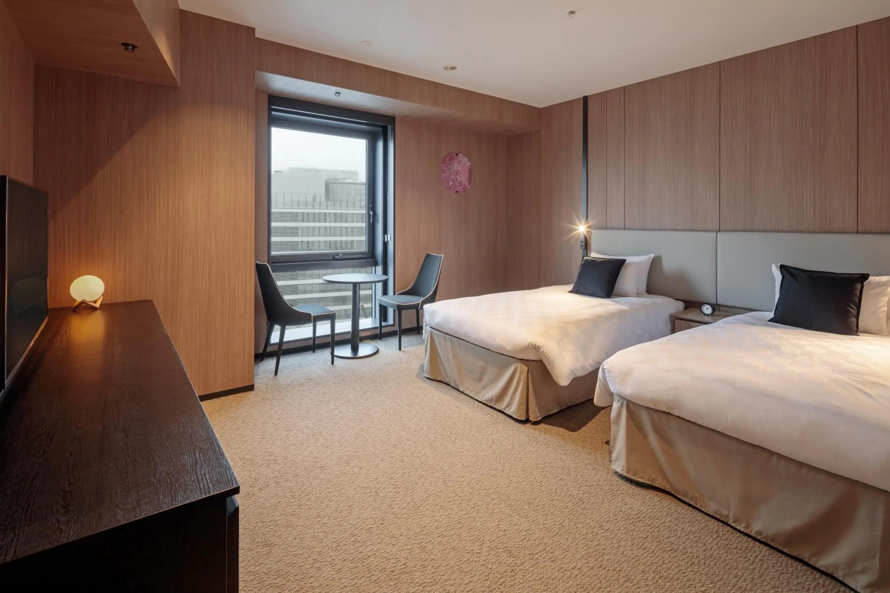 Superior Twin Room in Yokohama Tokyu REI Hotel