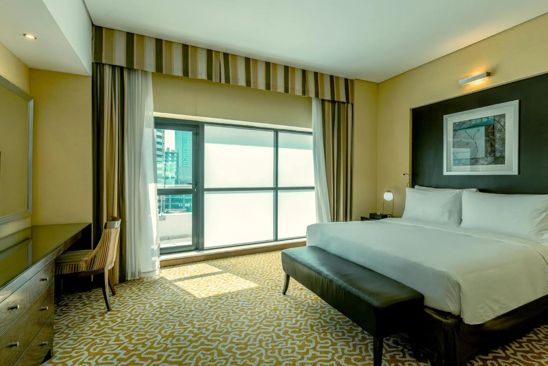 Executive King Room in TIME Oak Hotel & Suites