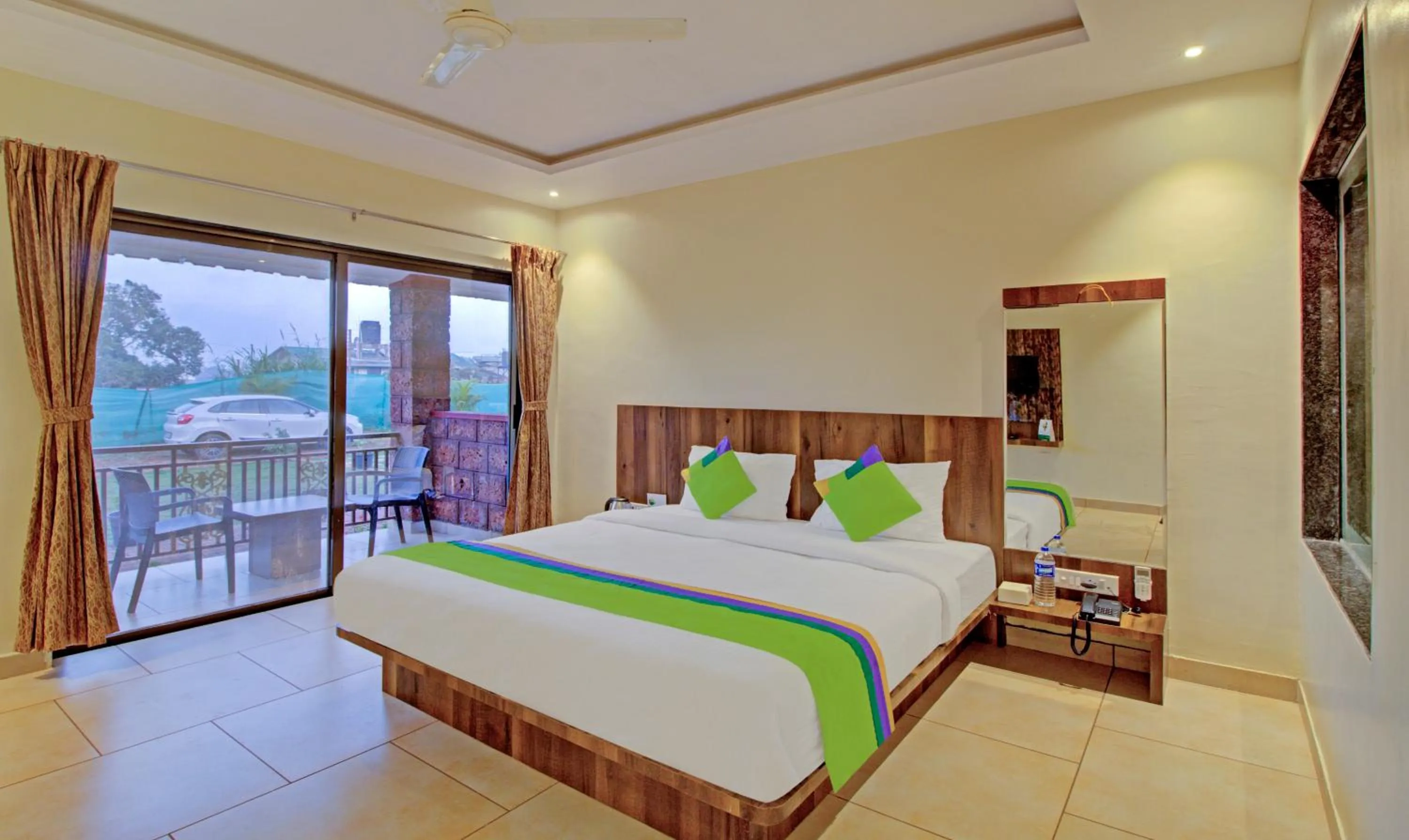 Standard Double Room - single occupancy in Treebo Nakshatra Cottages Mahabaleshwar
