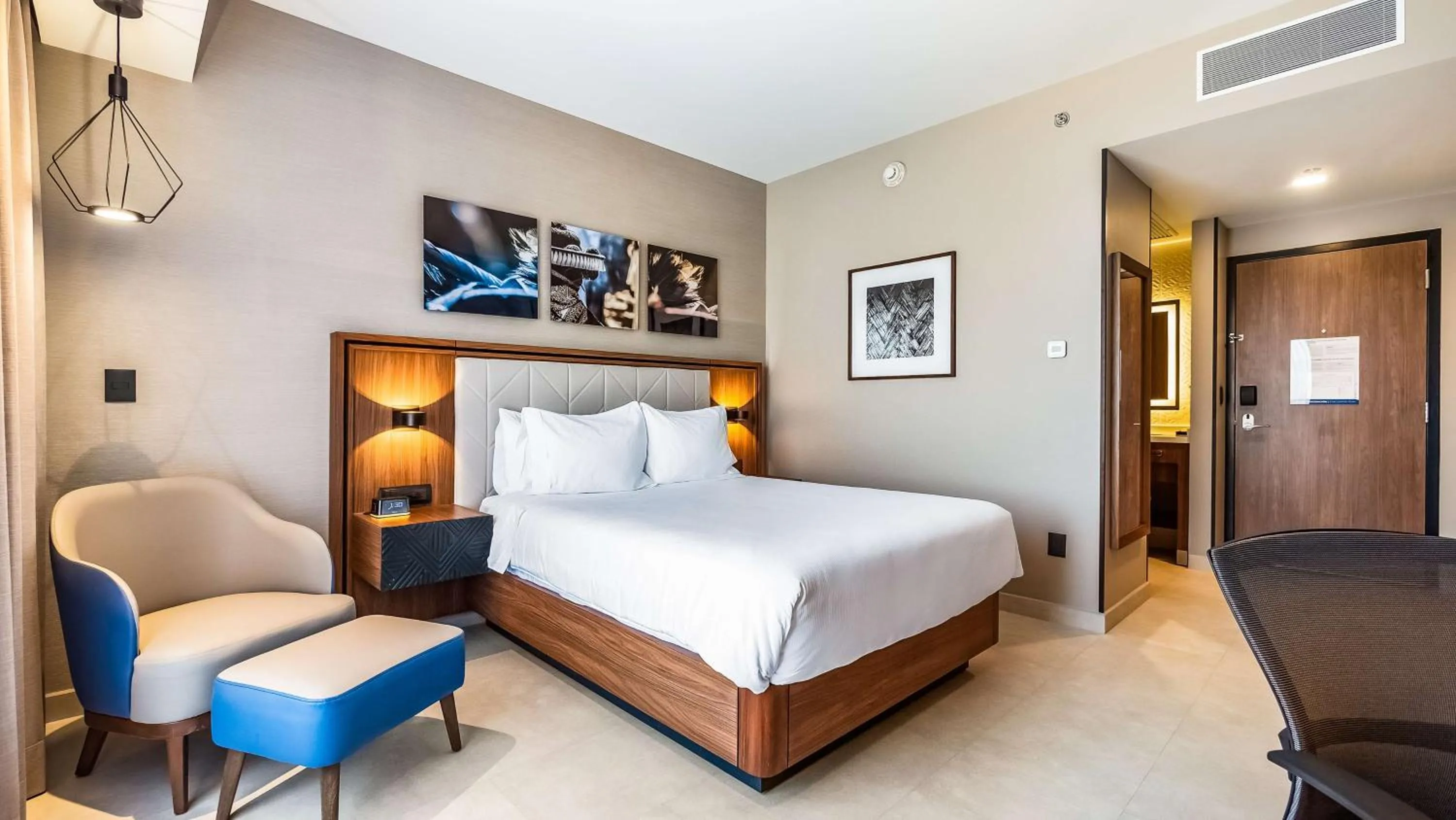 Queen Room - Non-Smoking in Hampton Inn By Hilton Nuevo Vallarta