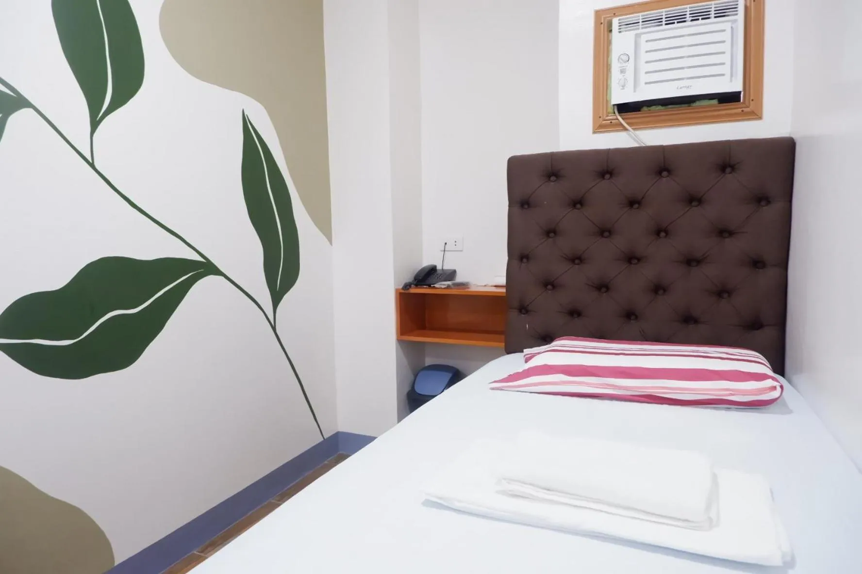 Single Room in FB DORMITEL SUITES