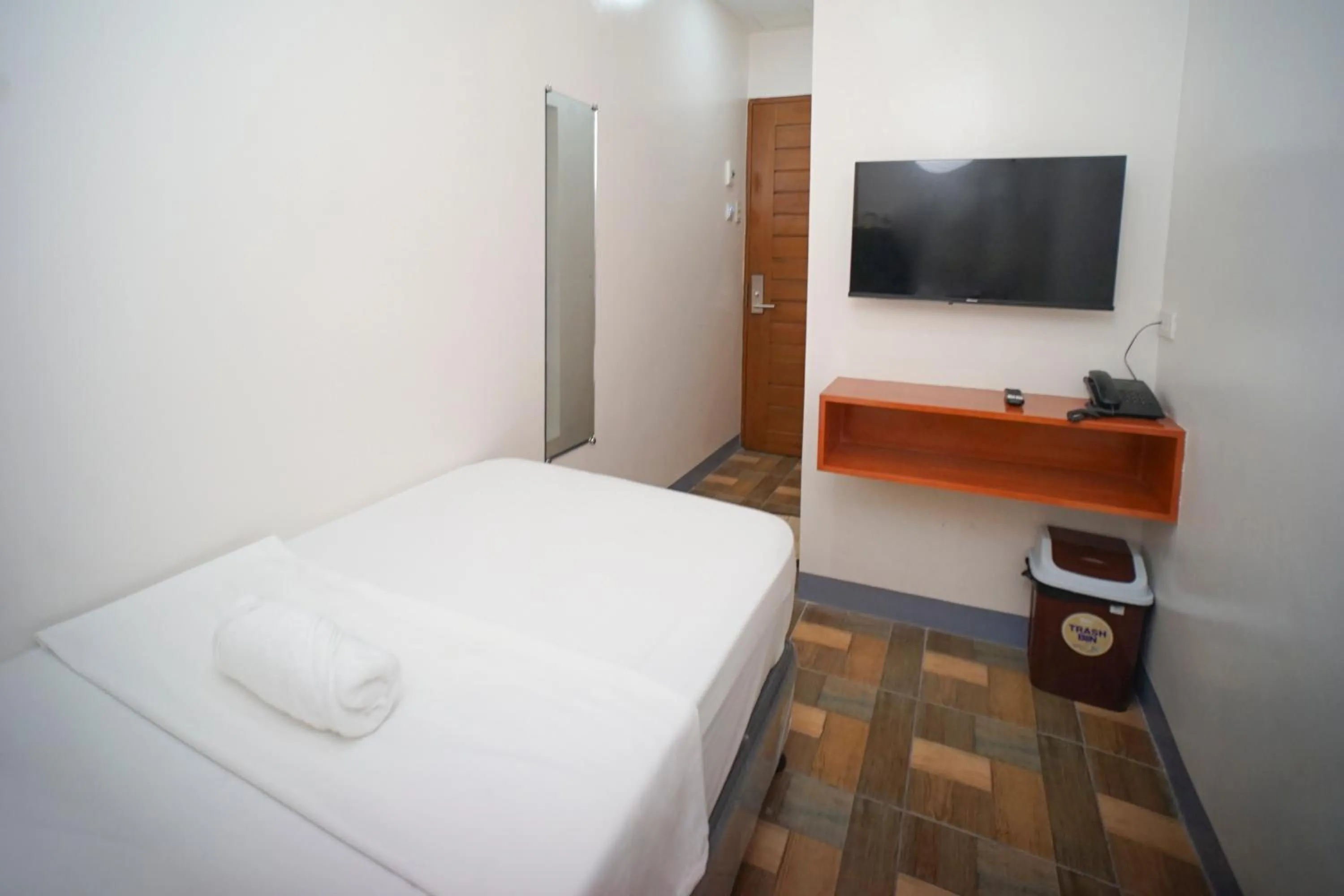 Single Room in FB Dormitel Suites