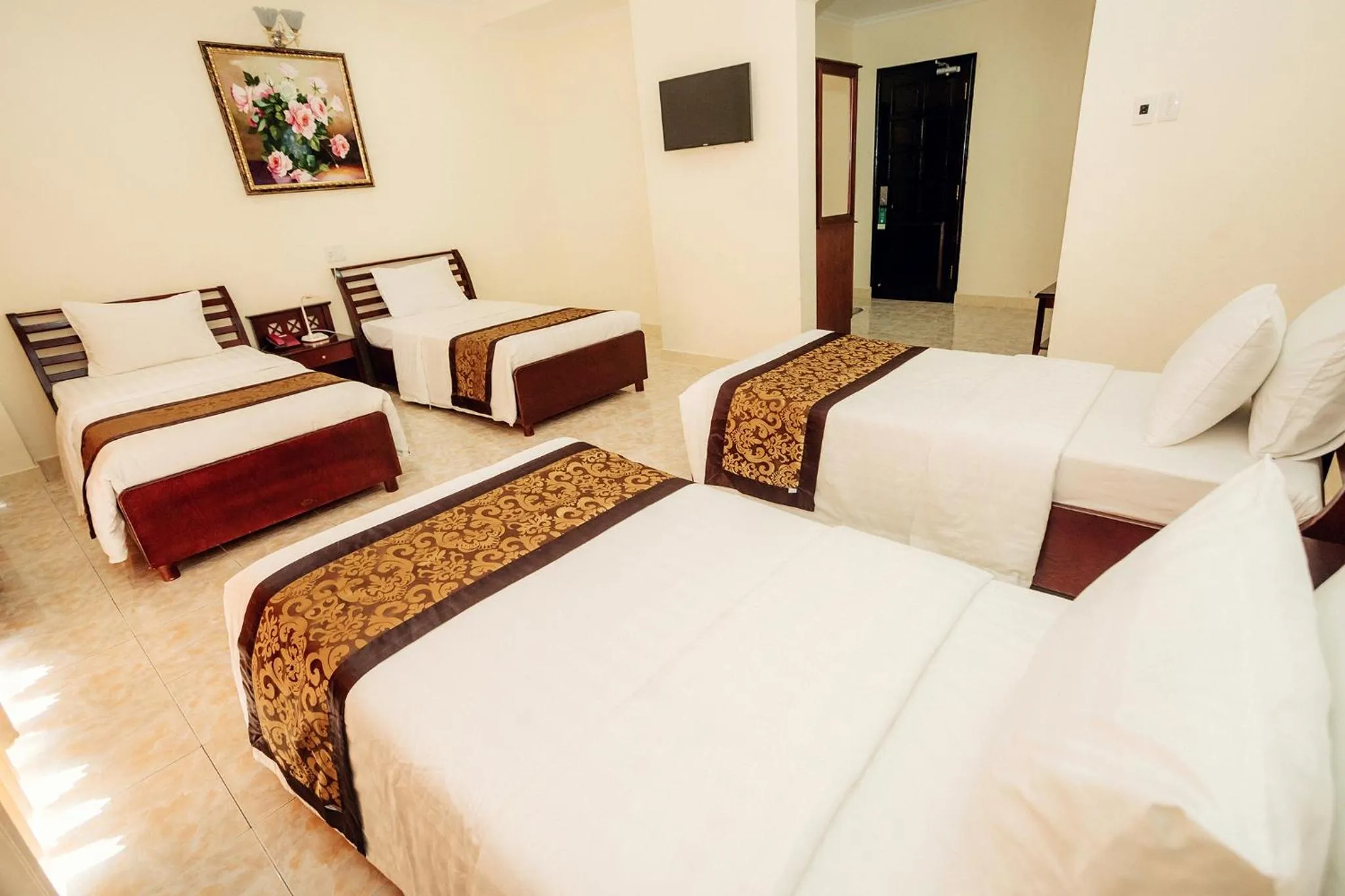 Family Room in Biet Dien Hotel