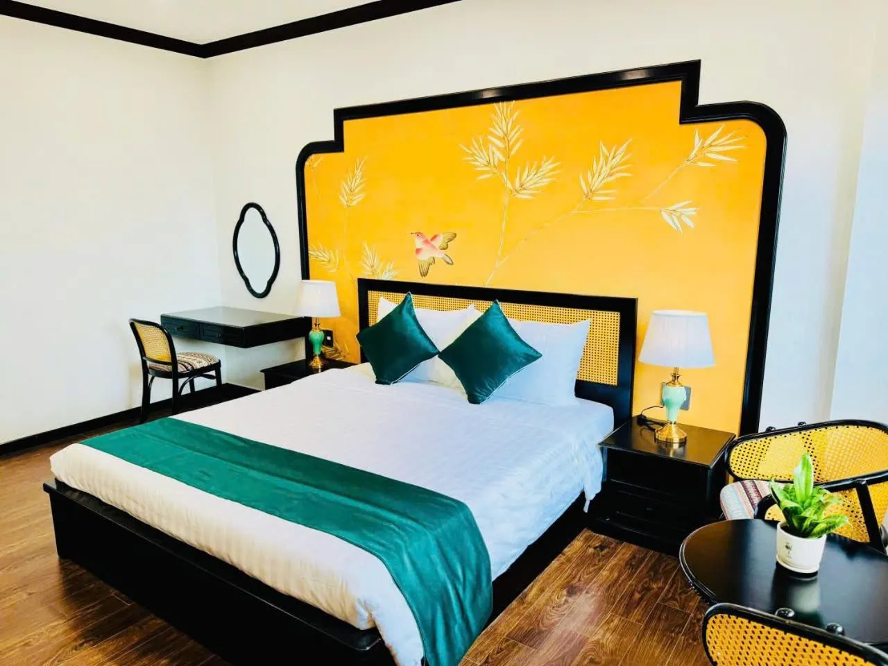 Deluxe Double Room with Balcony in Biet Dien Hotel