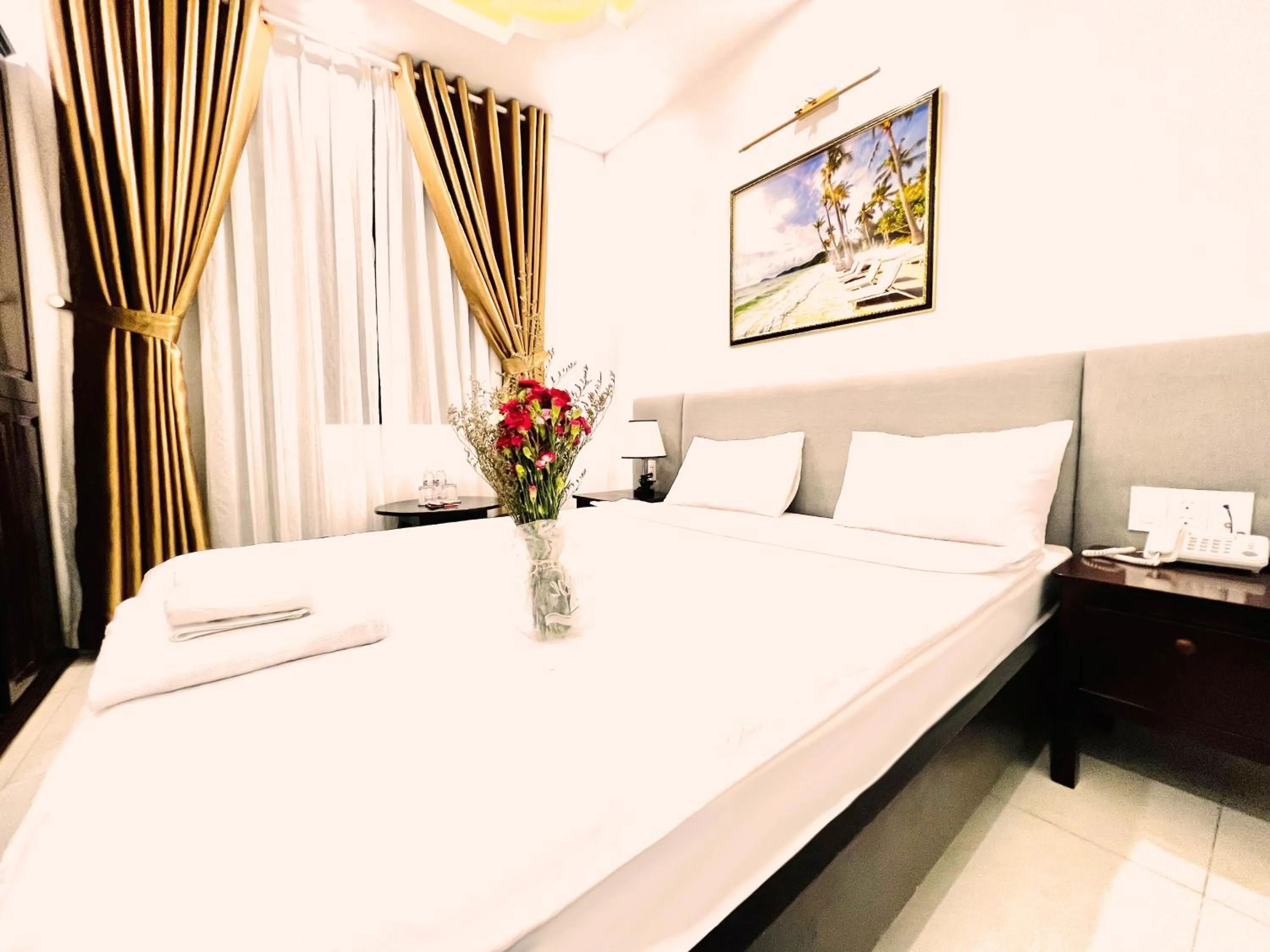 Two-Bedroom Apartment in Dương Đông Hotel